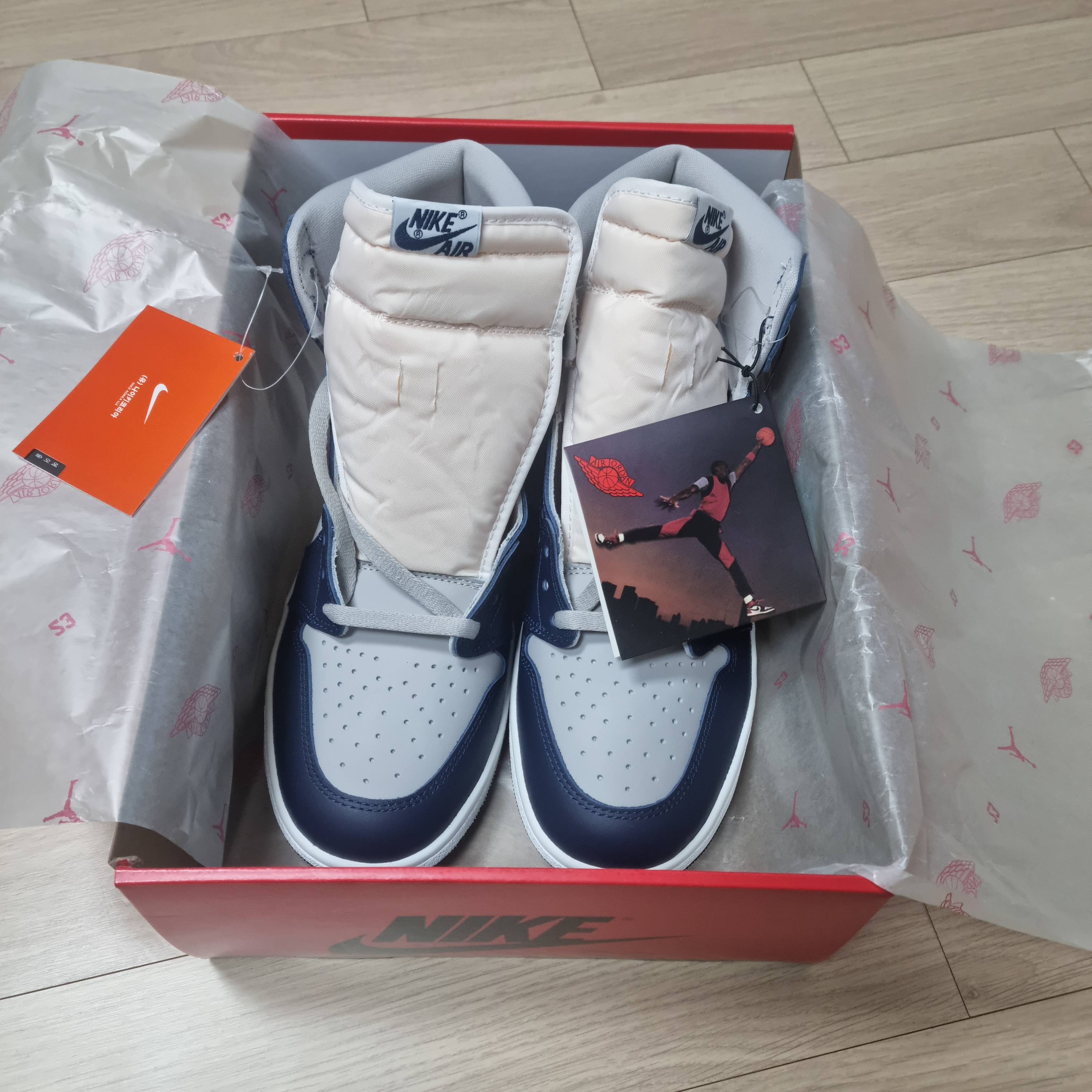 Jordan 1 High 85 College Navy 착용 스타일 - 1