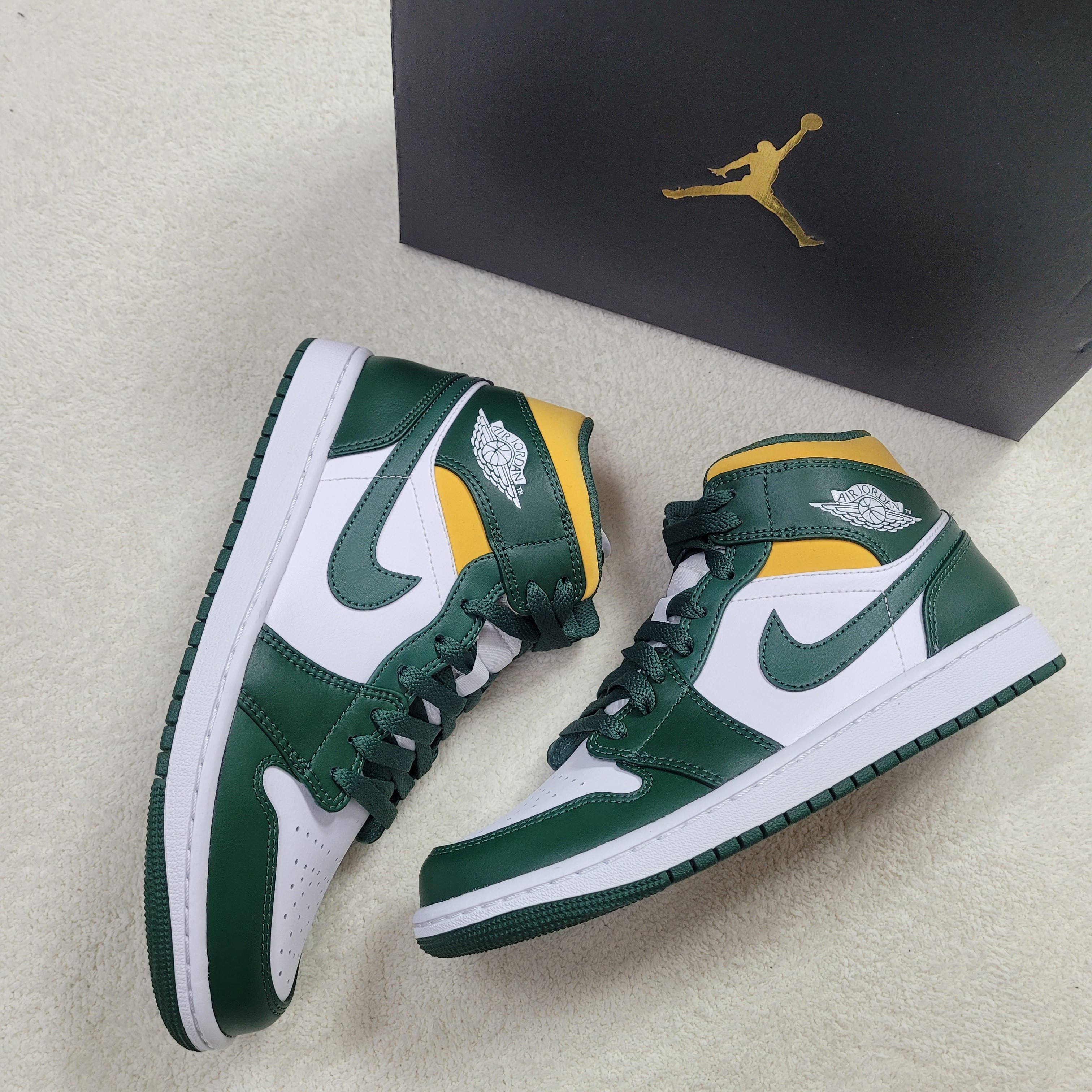 Jordan 1 Mid Sonics 2021 착용 스타일