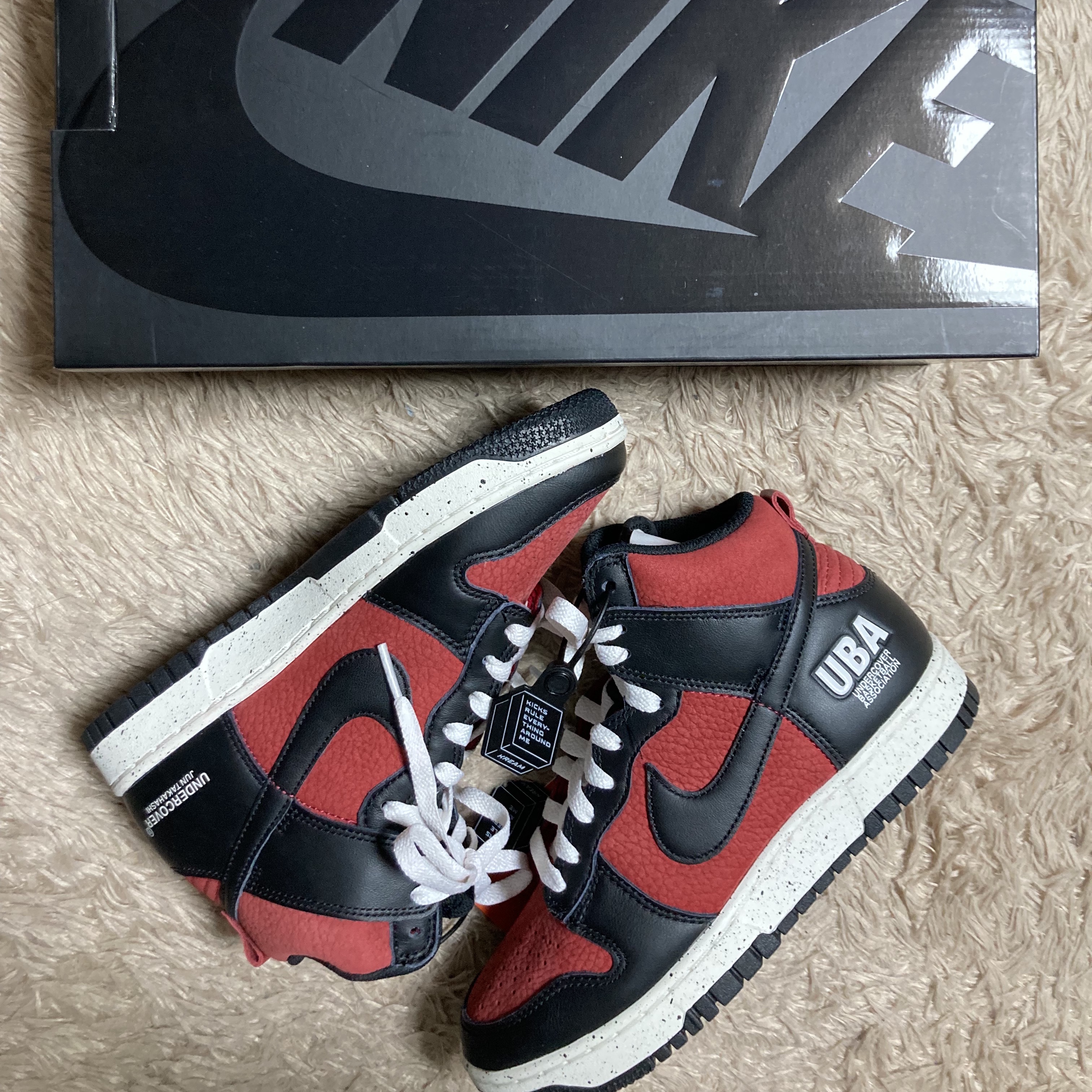 Nike x Undercover Dunk High 1985 Gym Red 착용 스타일