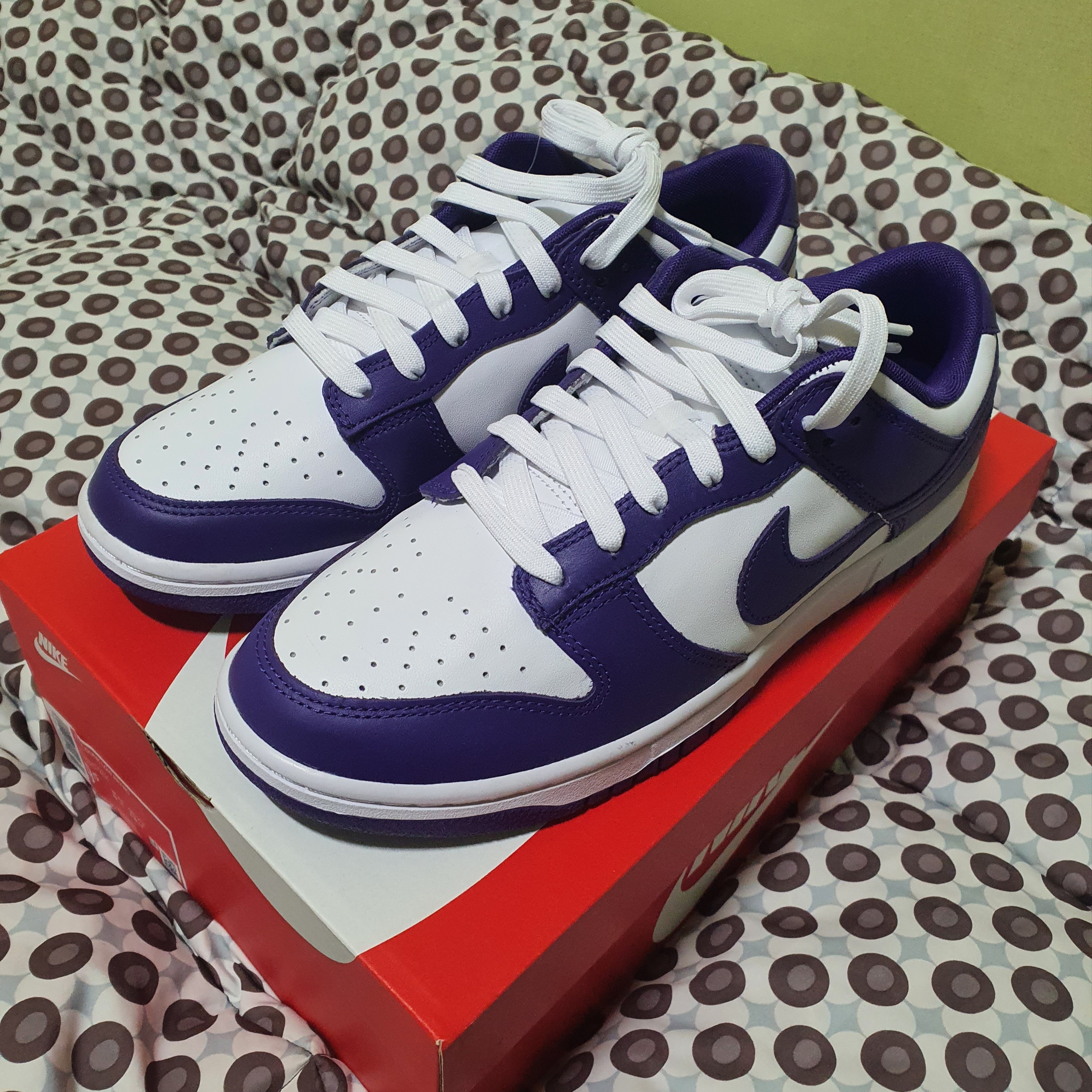 Nike Dunk Low Retro Championship Court Purple 착용 스타일