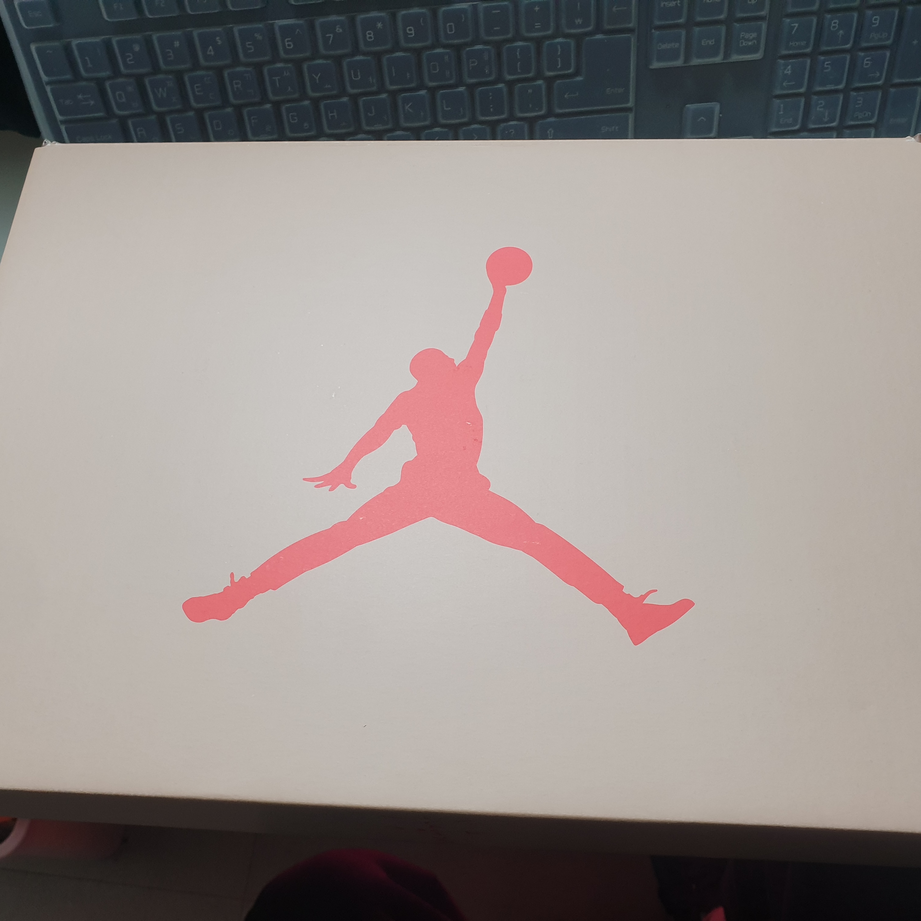 Jordan 6 x Travis Scott Retro SP British Khaki 착용 스타일 - 3