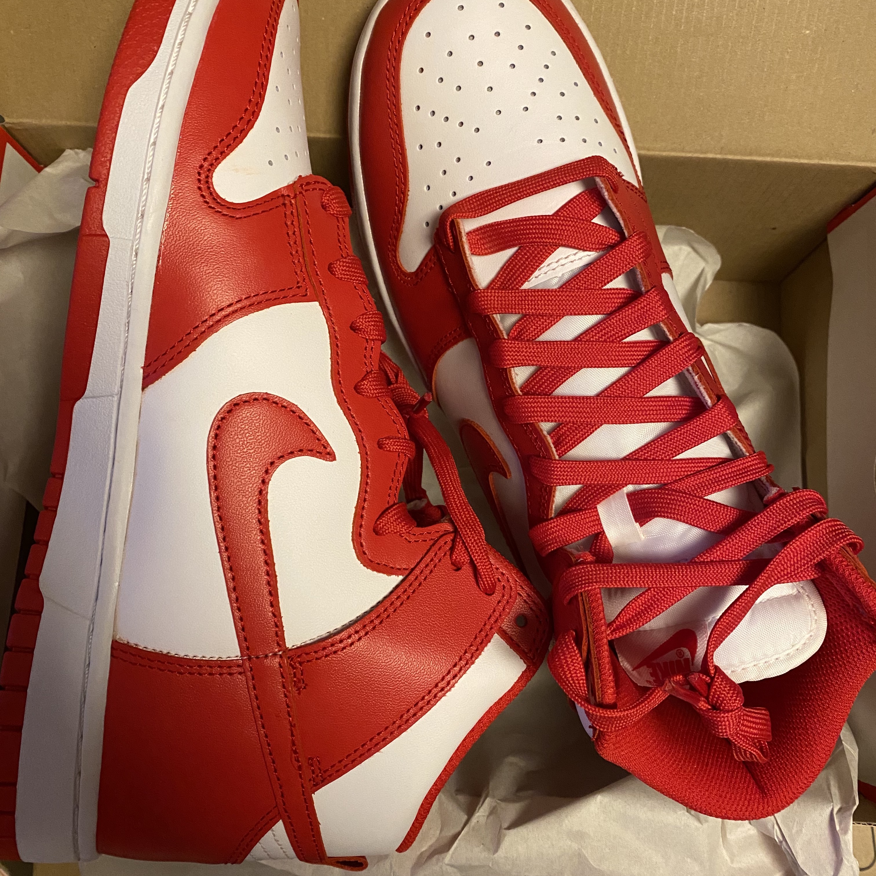 Nike Dunk High Retro Championship White and Red 착용 스타일 - 2