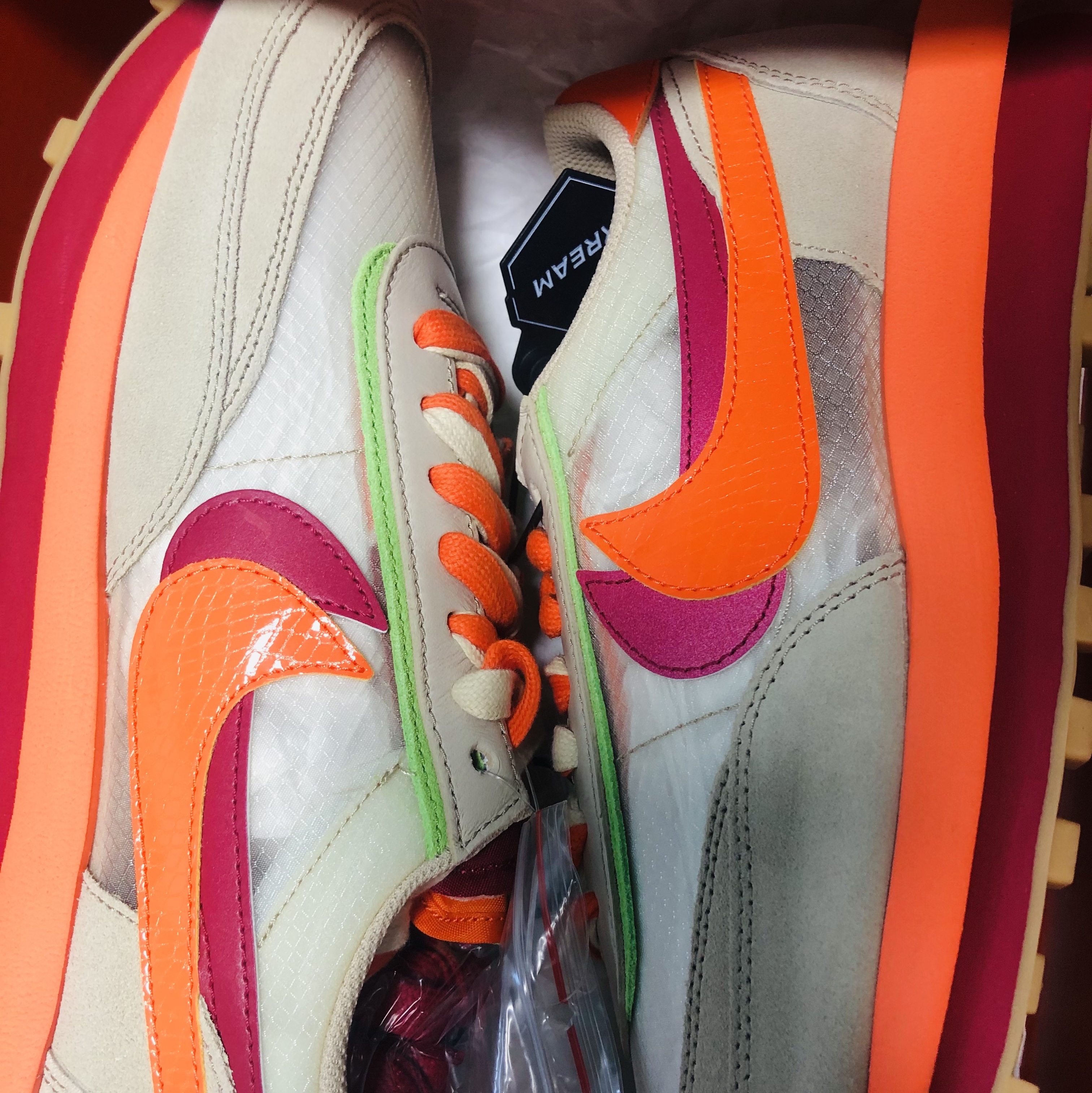 Nike x Sacai x Clot LDWaffle Orange Blaze 착용 스타일