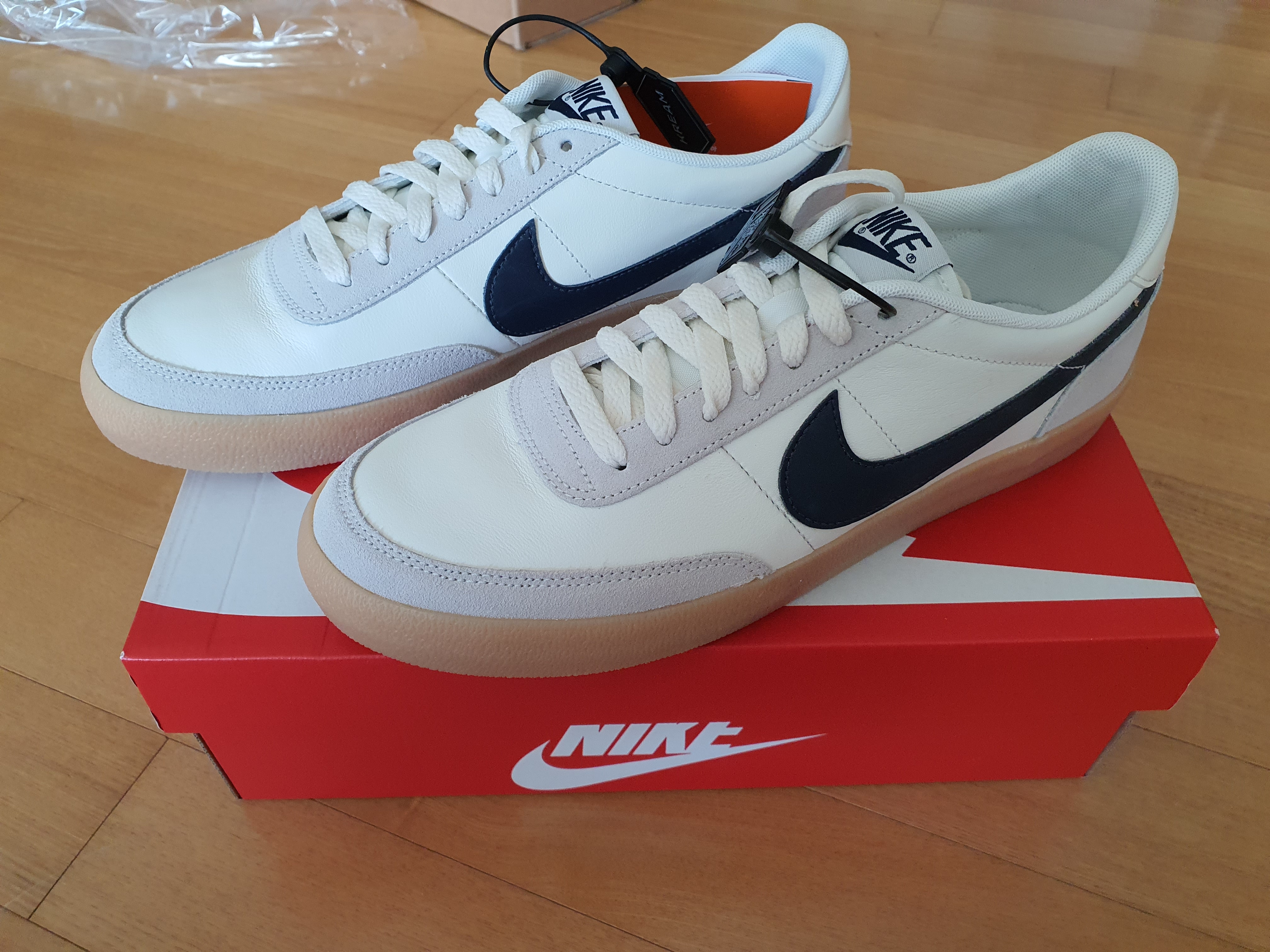 Nike x J.Crew Killshot 2 Sail Midnight Navy 착용 스타일