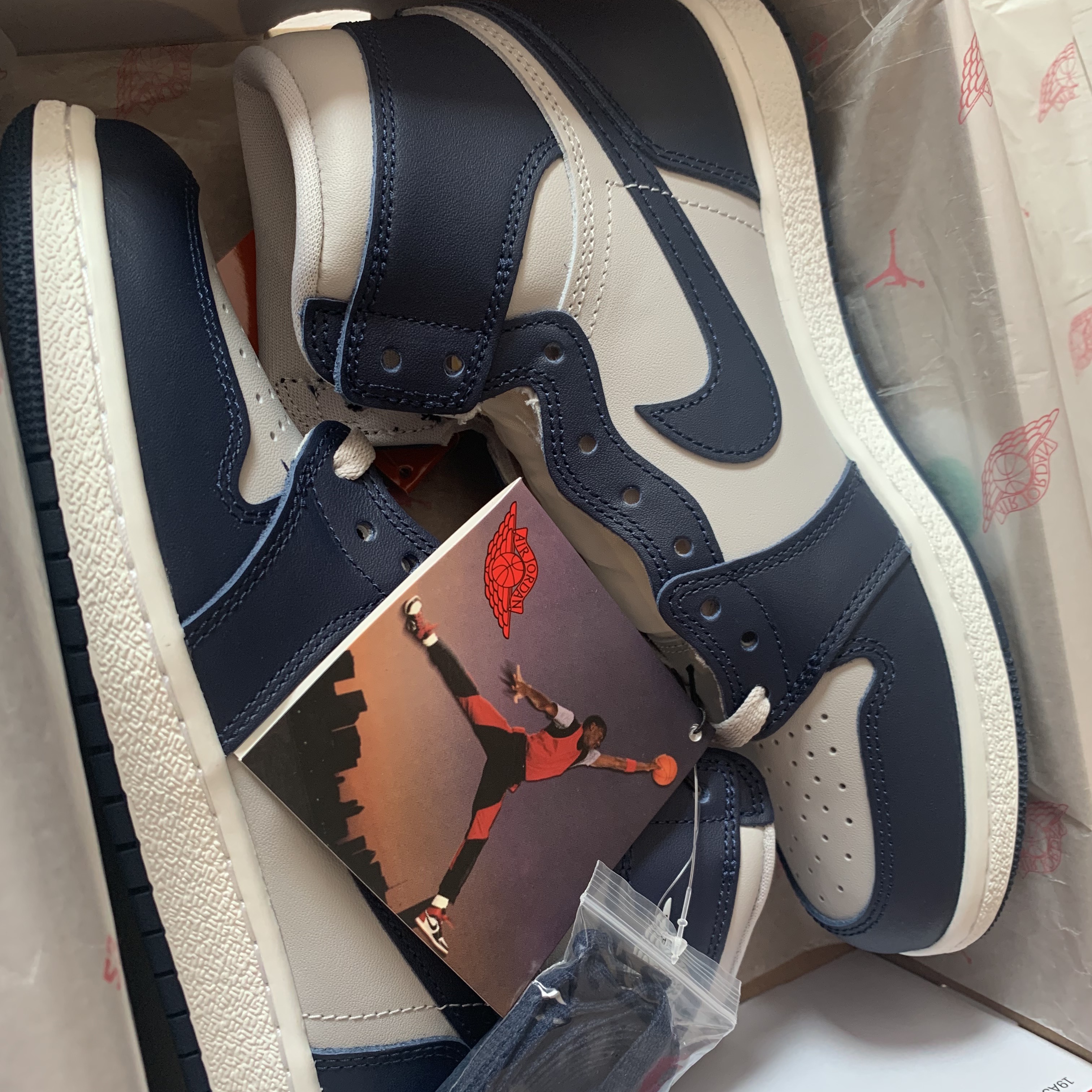 Jordan 1 High 85 College Navy 착용 스타일 - 2
