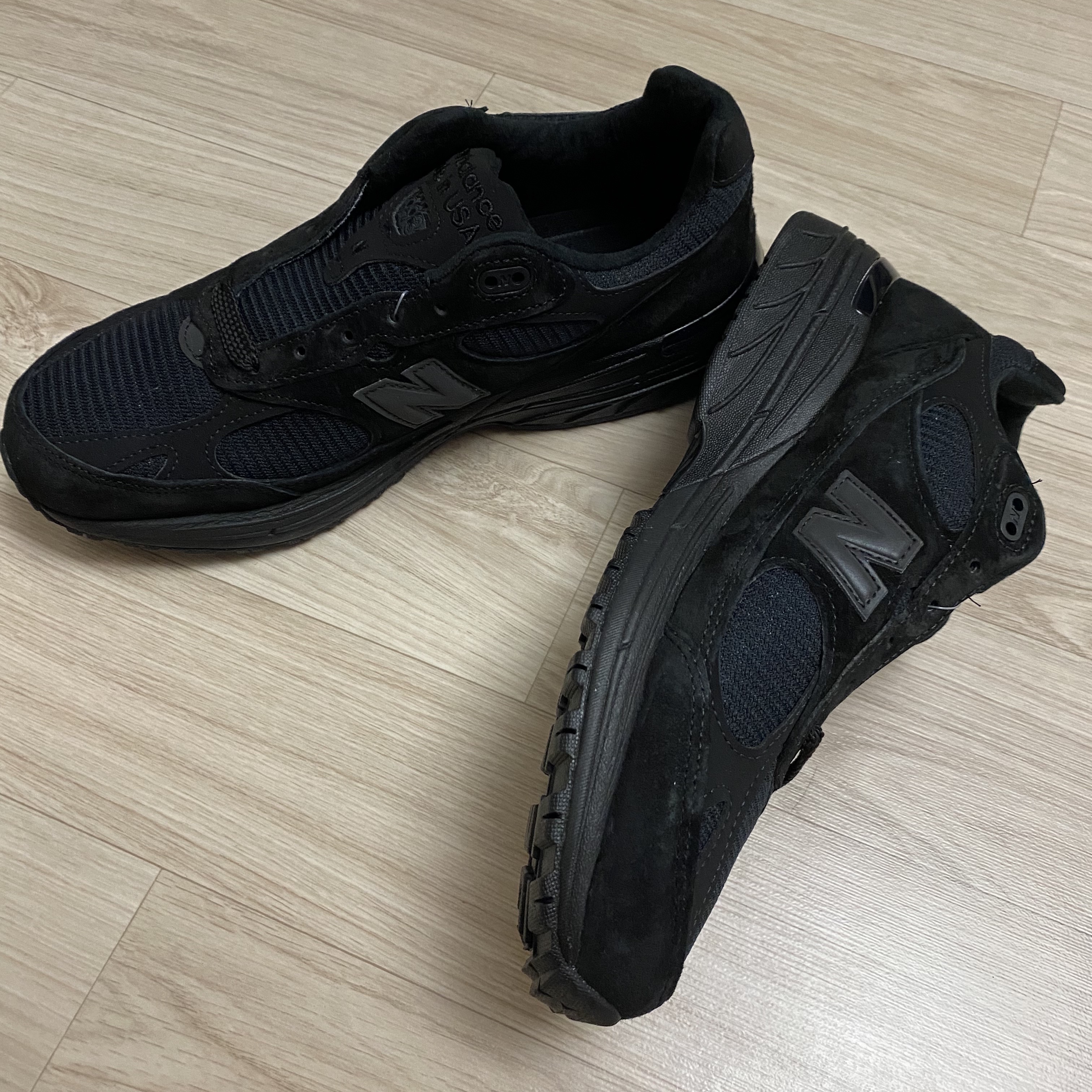 New Balance 993 Made in USA Triple Black - D Standard 착용 스타일 - 3
