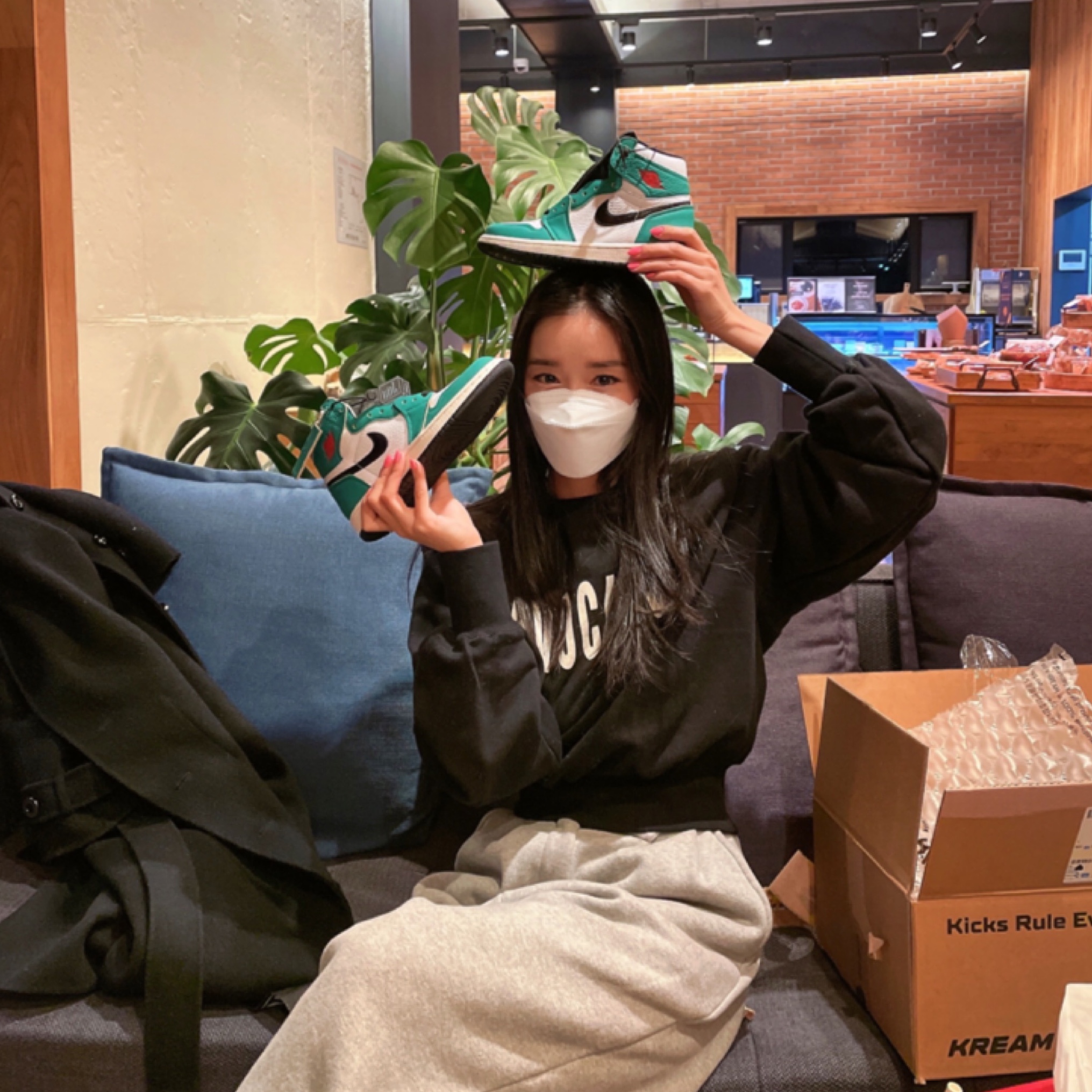 (W) Jordan 1 Retro High OG Lucky Green 착용 스타일