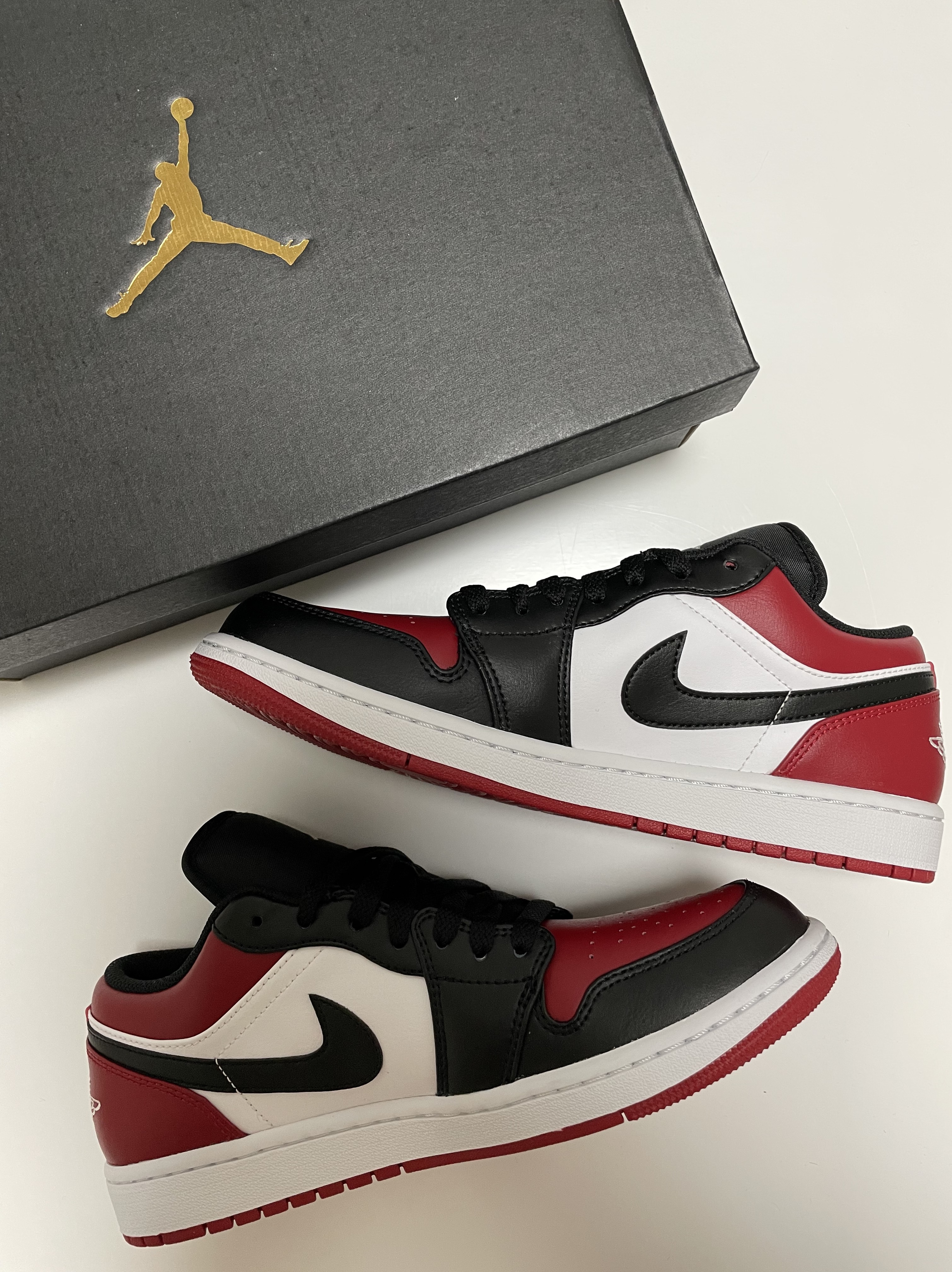 Jordan 1 Low Bred Toe 착용 스타일 - 1