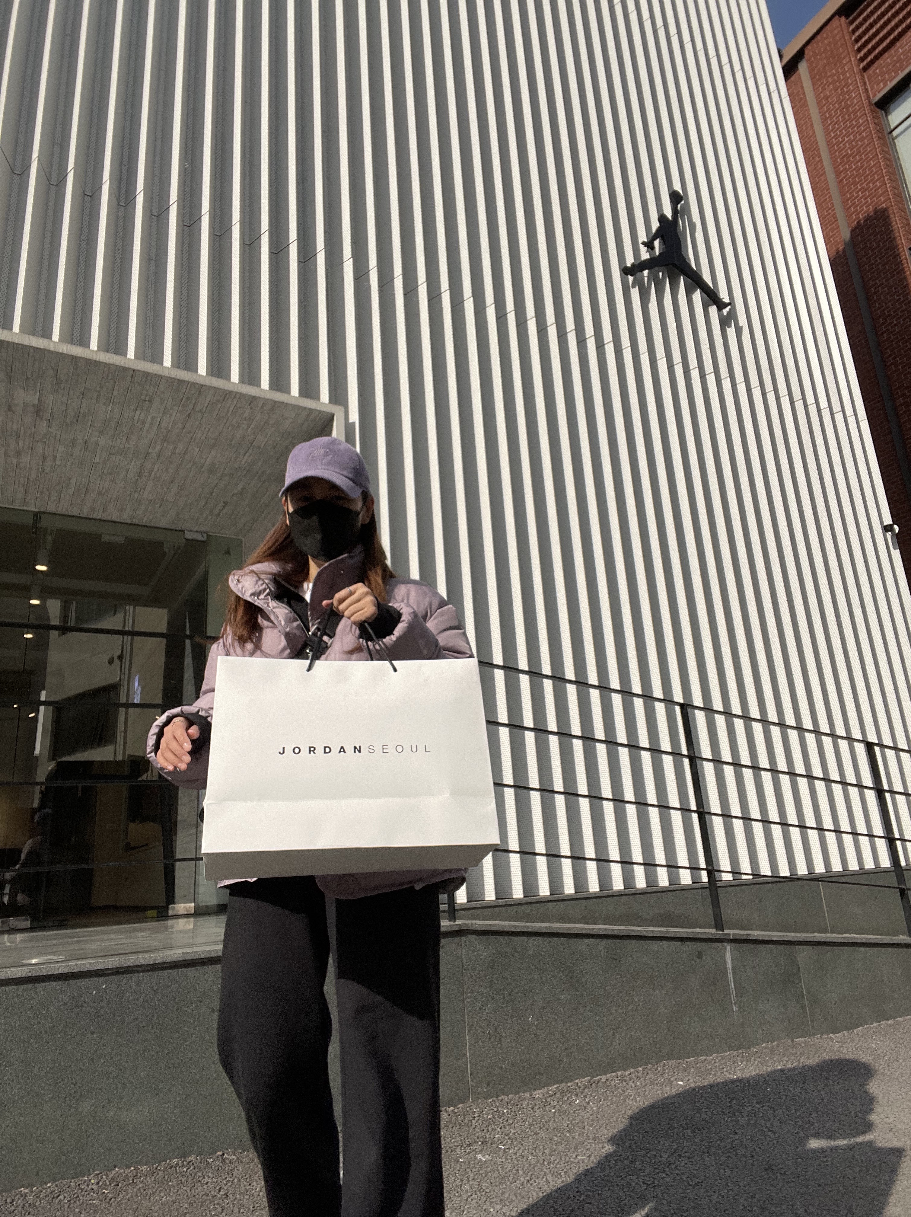 Jordan 1 Mid College Grey, Nike Heritage 86 Corduroy Cap Lavender 착용 스타일 - 3