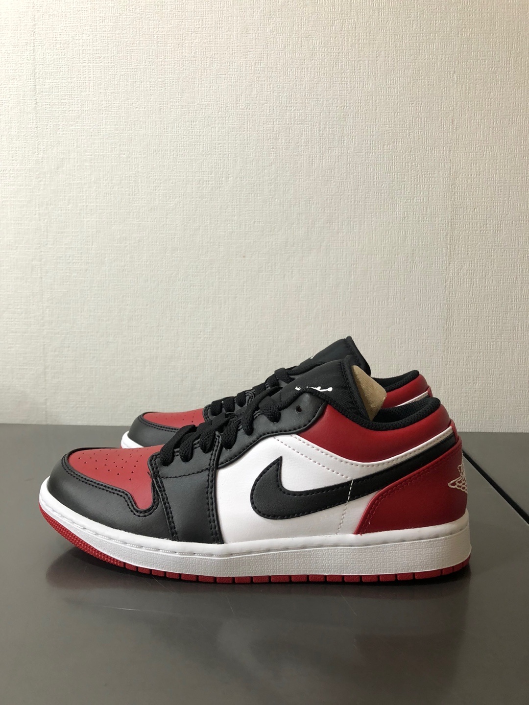 Jordan 1 Low Bred Toe 착용 스타일 - 2