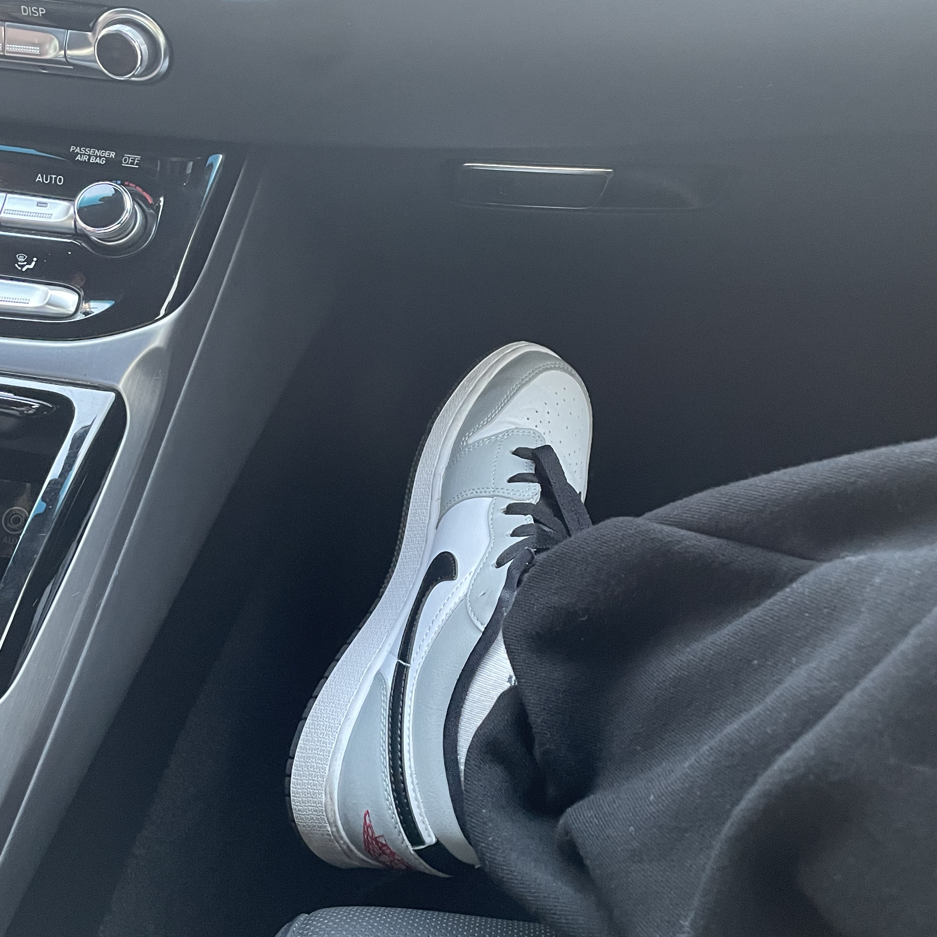 (GS) Jordan 1 Low Light Smoke Grey 착용 스타일 - 2