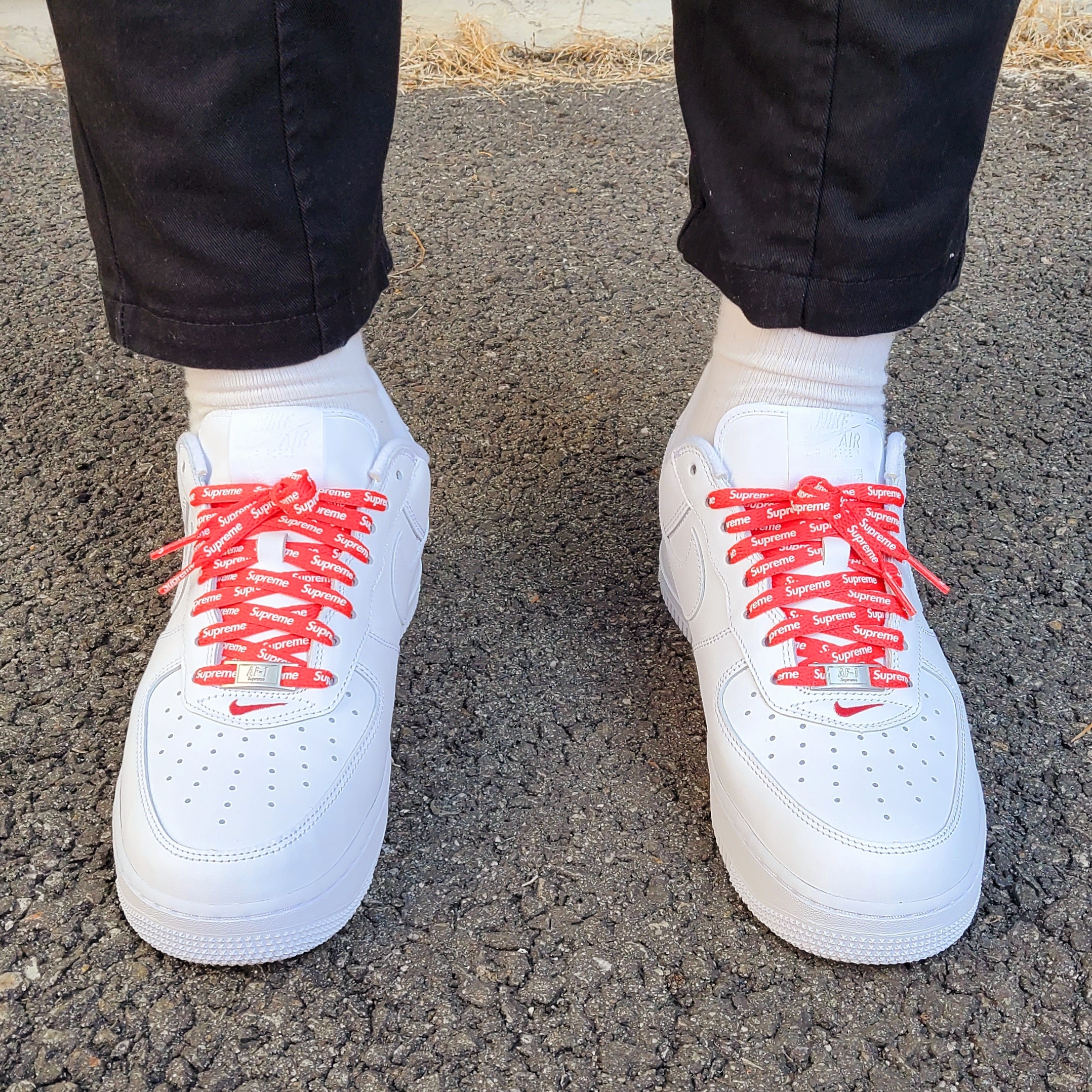 Nike x Supreme Air Force 1 Low White 착용 스타일 - 3