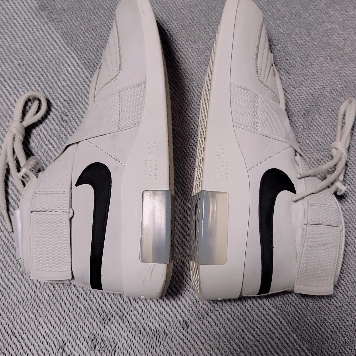 Nike x Fear of God Air Fear of God Raid Light Bone 착용 스타일 - 1