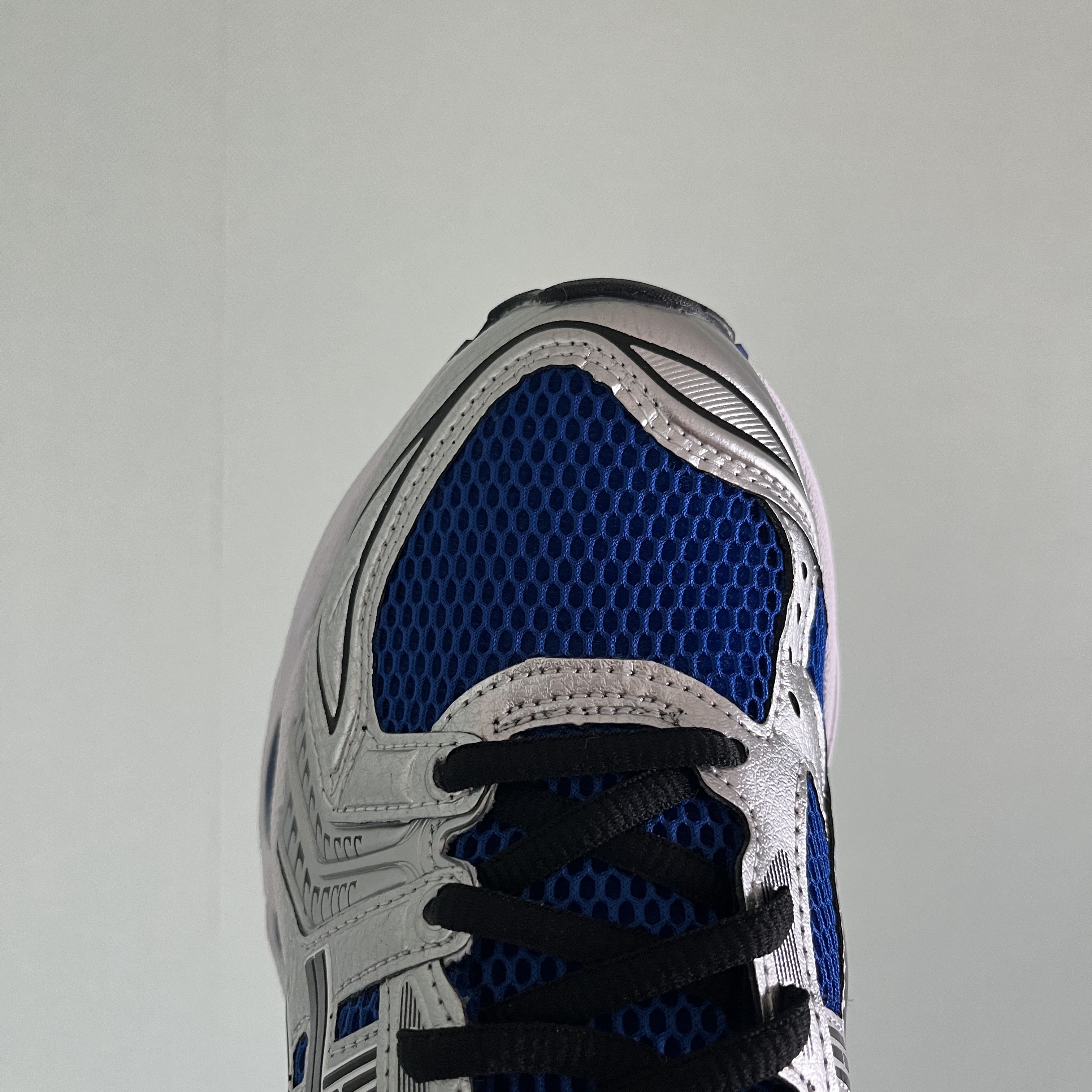 Asics Gel-Kayano 14 Monaco Blue Black 착용 스타일 - 4