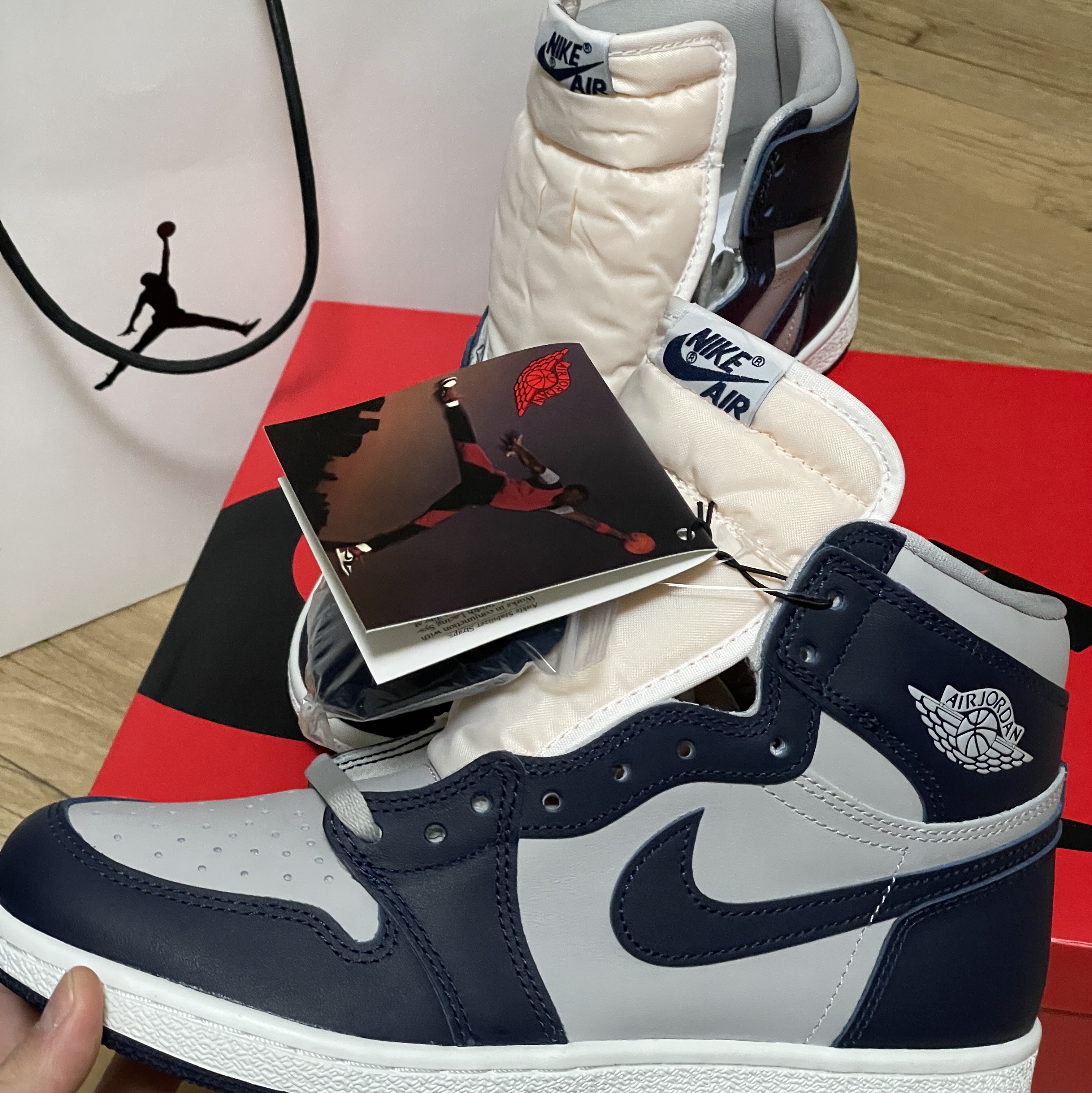 Jordan 1 High 85 College Navy 착용 스타일 - 2