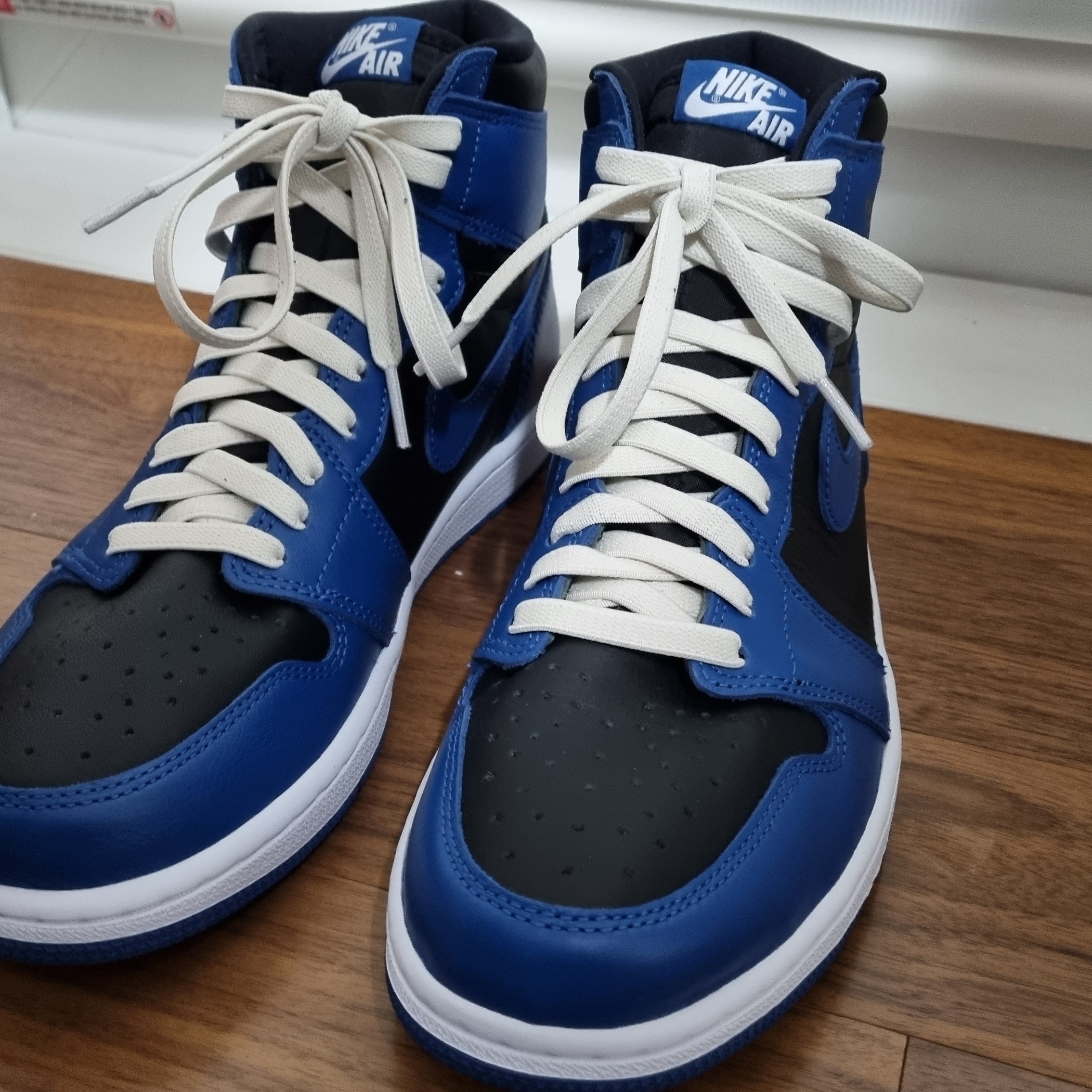 Jordan 1 Retro High OG Dark Marina Blue 착용 스타일 - 1