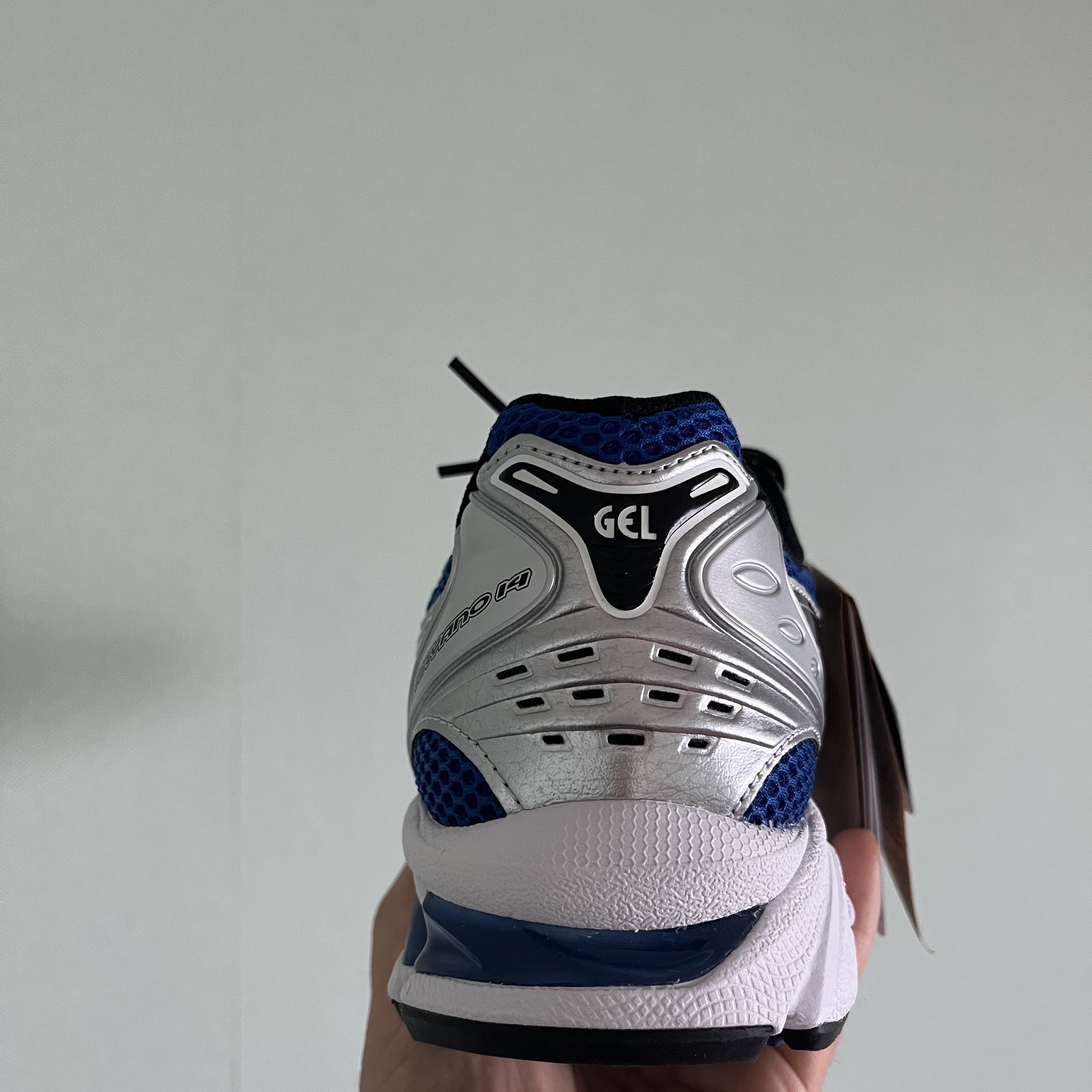 Asics Gel-Kayano 14 Monaco Blue Black 착용 스타일 - 3
