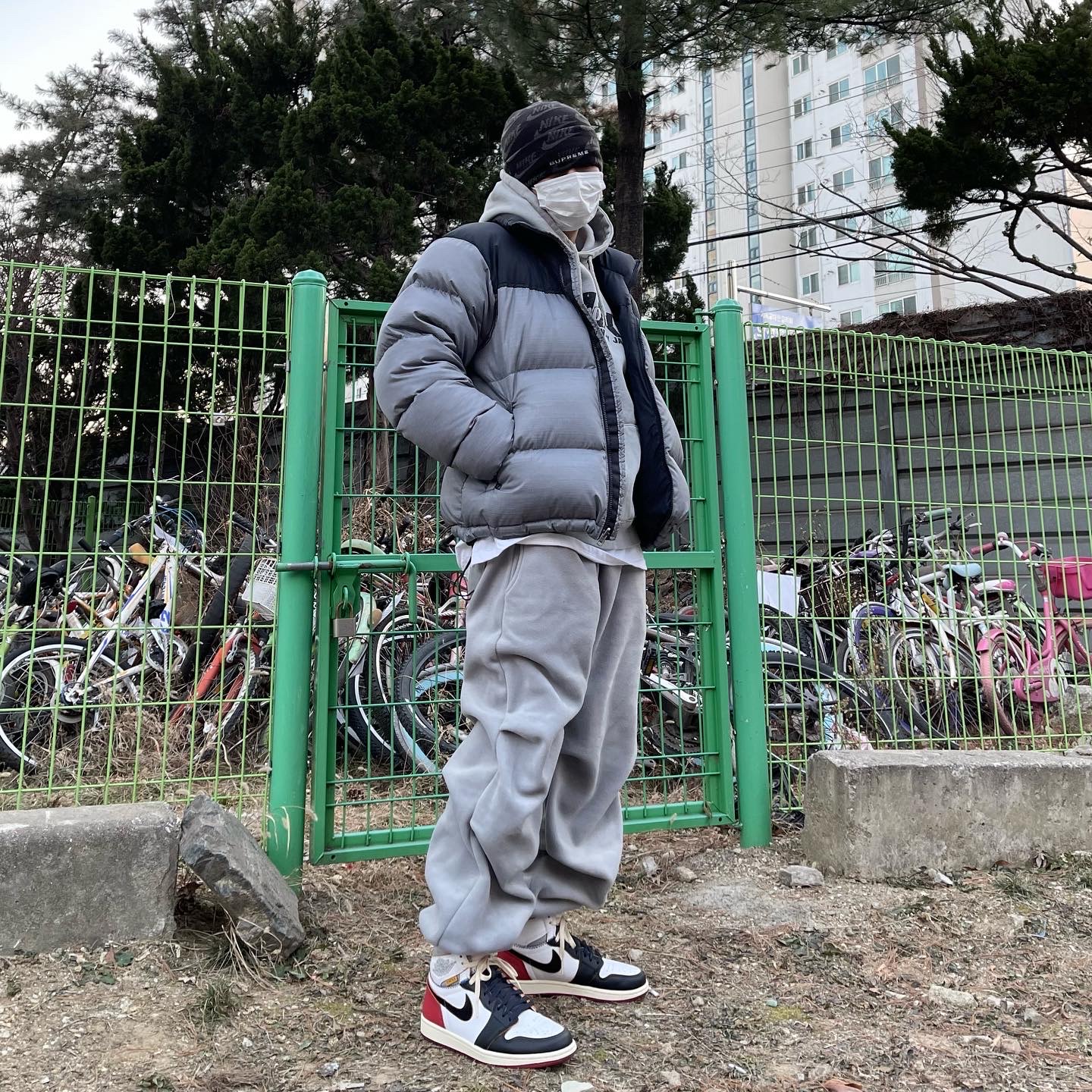 Supreme x Nike Jacquard Logos Beanie Black - 21SS, Jordan 1 x Union Retro High Black Toe 착용 스타일 - 2