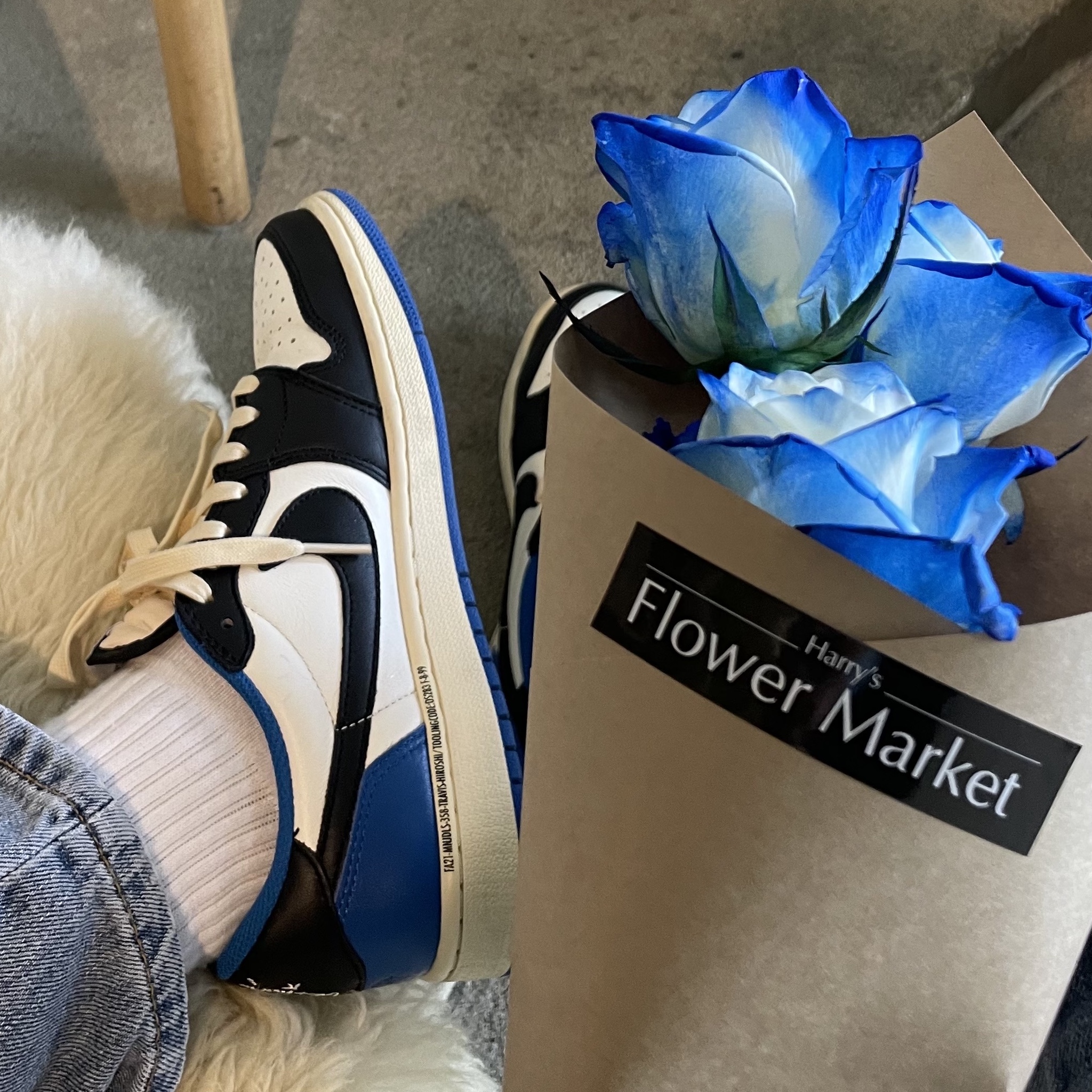 Jordan 1 x Travis Scott x Fragment Retro Low OG SP Military Blue 착용 스타일