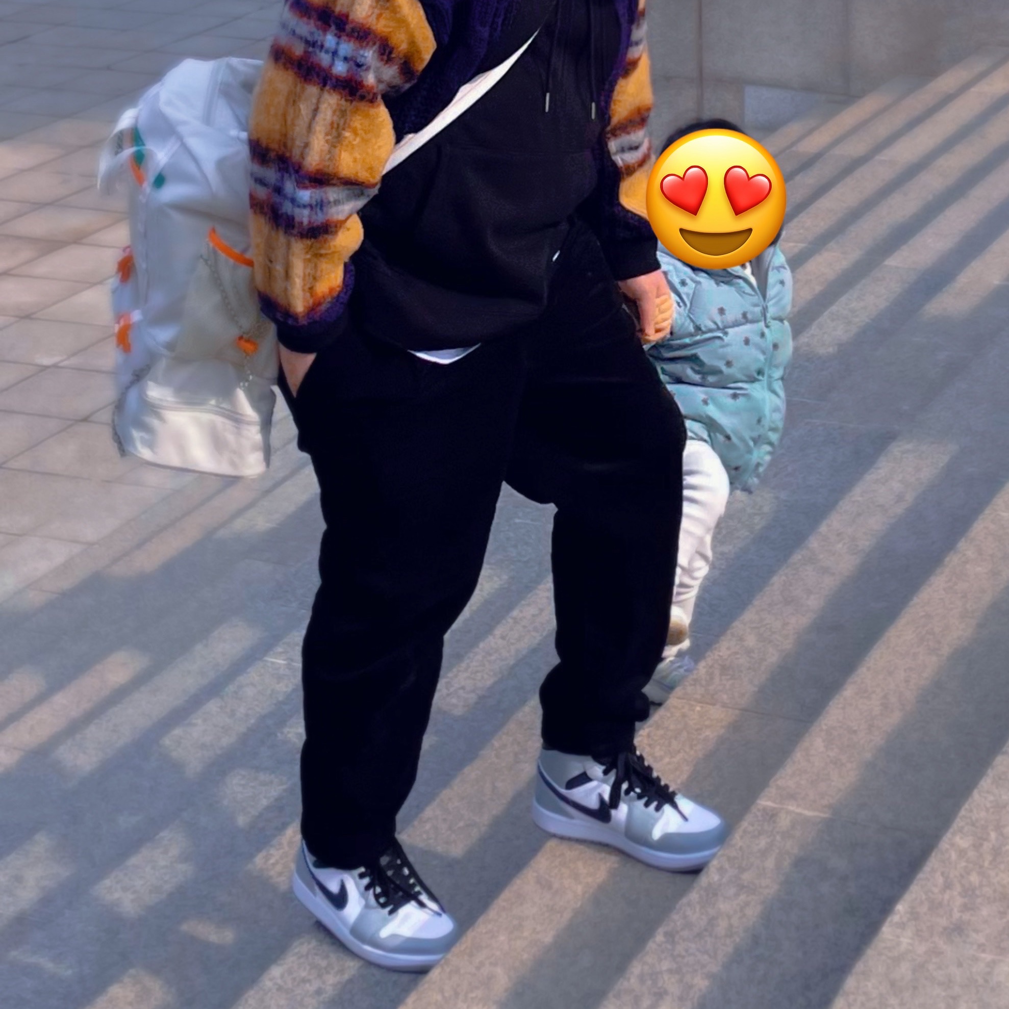 Jordan 1 Mid Light Smoke Grey Anthracite 착용 스타일