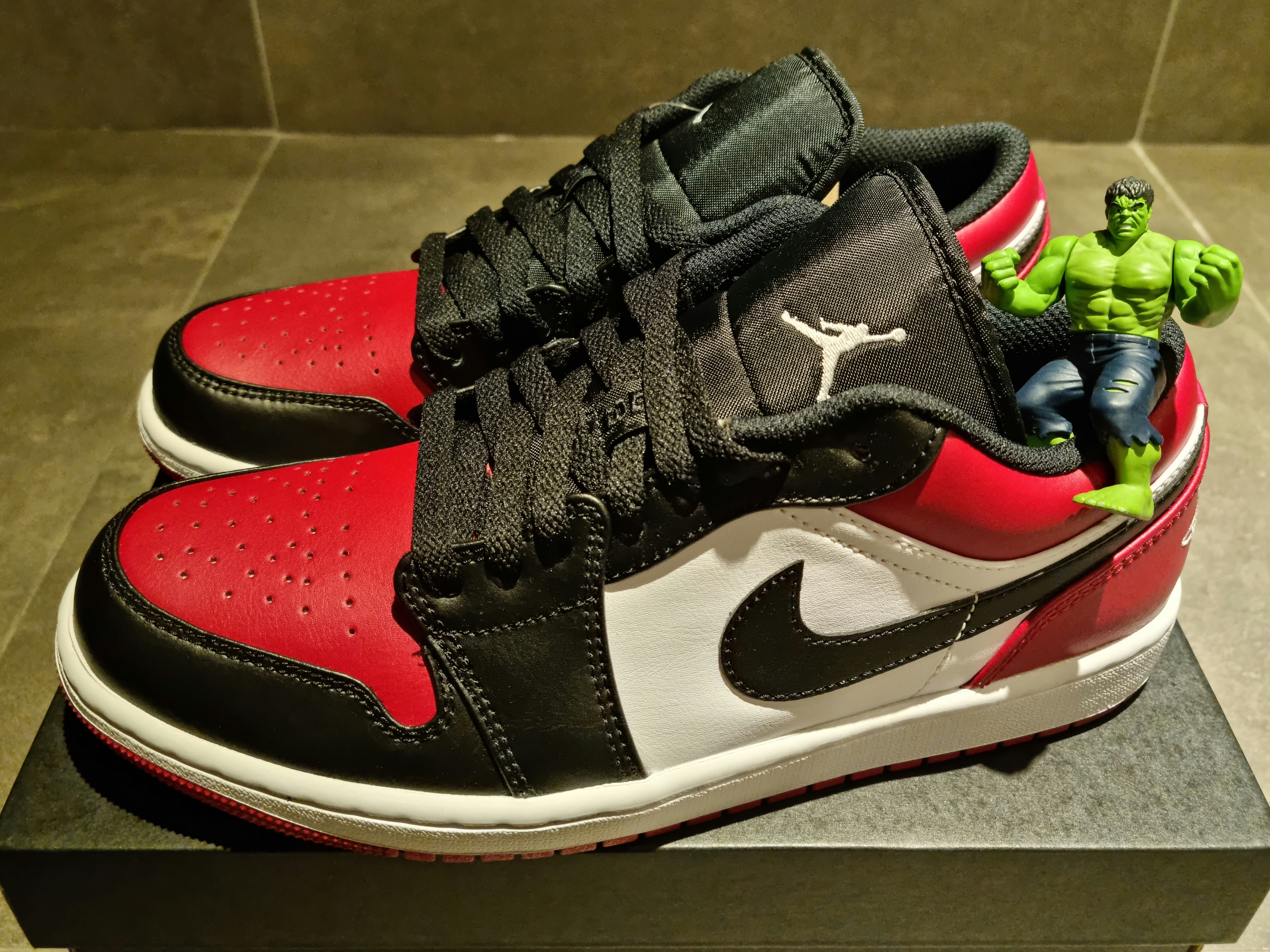 Jordan 1 Low Bred Toe 착용 스타일 - 2