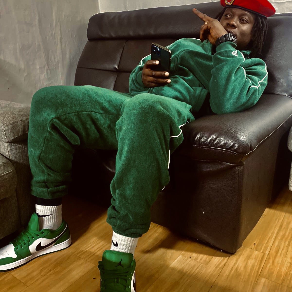 Jordan 1 Low Pine Green 착용 스타일 - 3