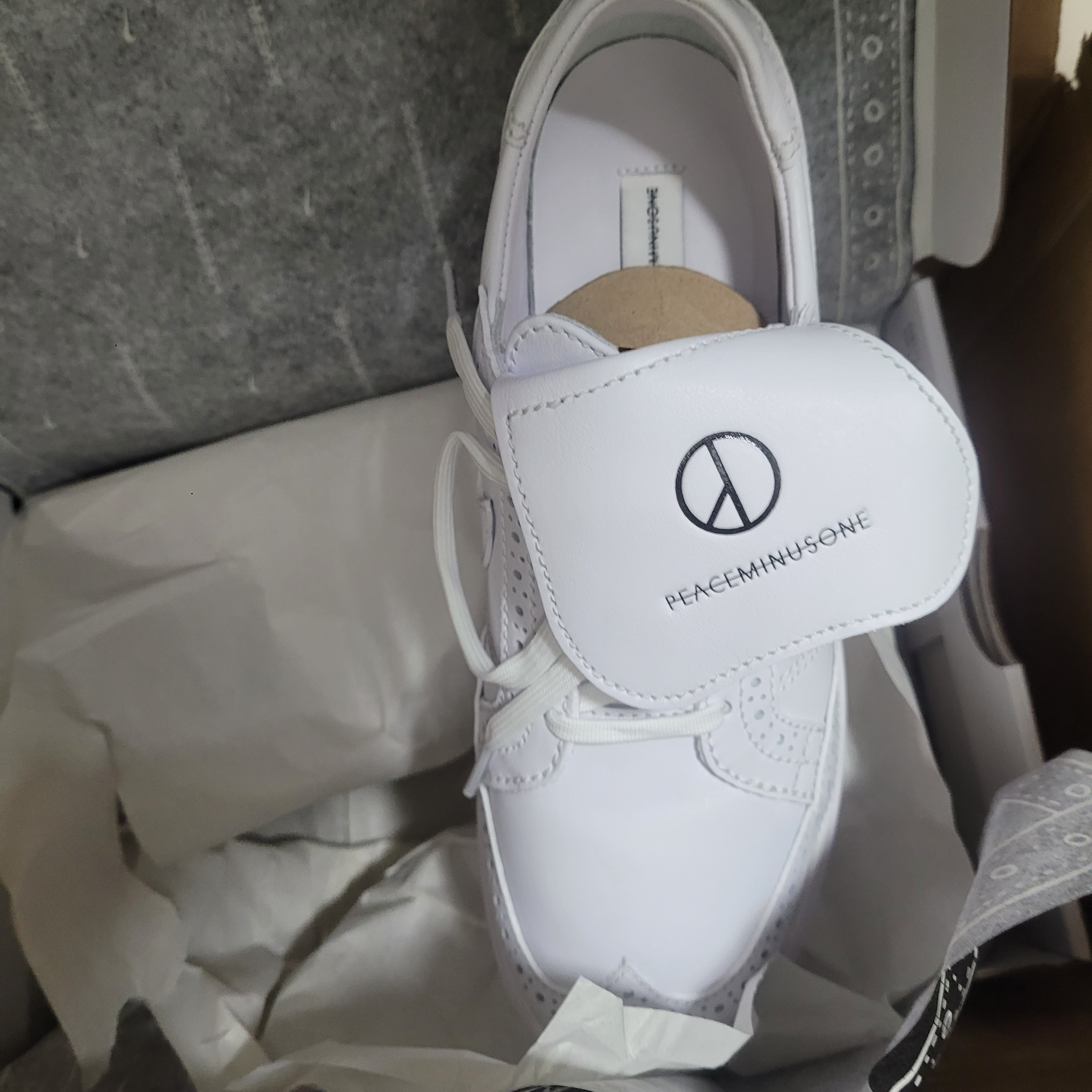 Nike x Peaceminusone Kwondo1 White 착용 스타일 - 3