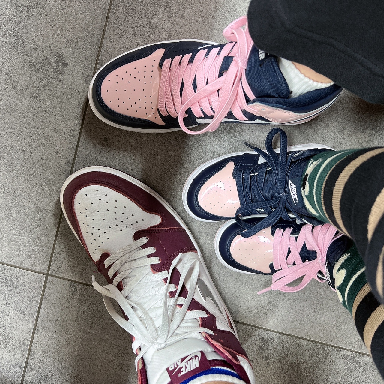 Jordan 1 Retro High OG Bordeaux, (TD) Jordan 1 Retro High OG Atmosphere 착용 스타일