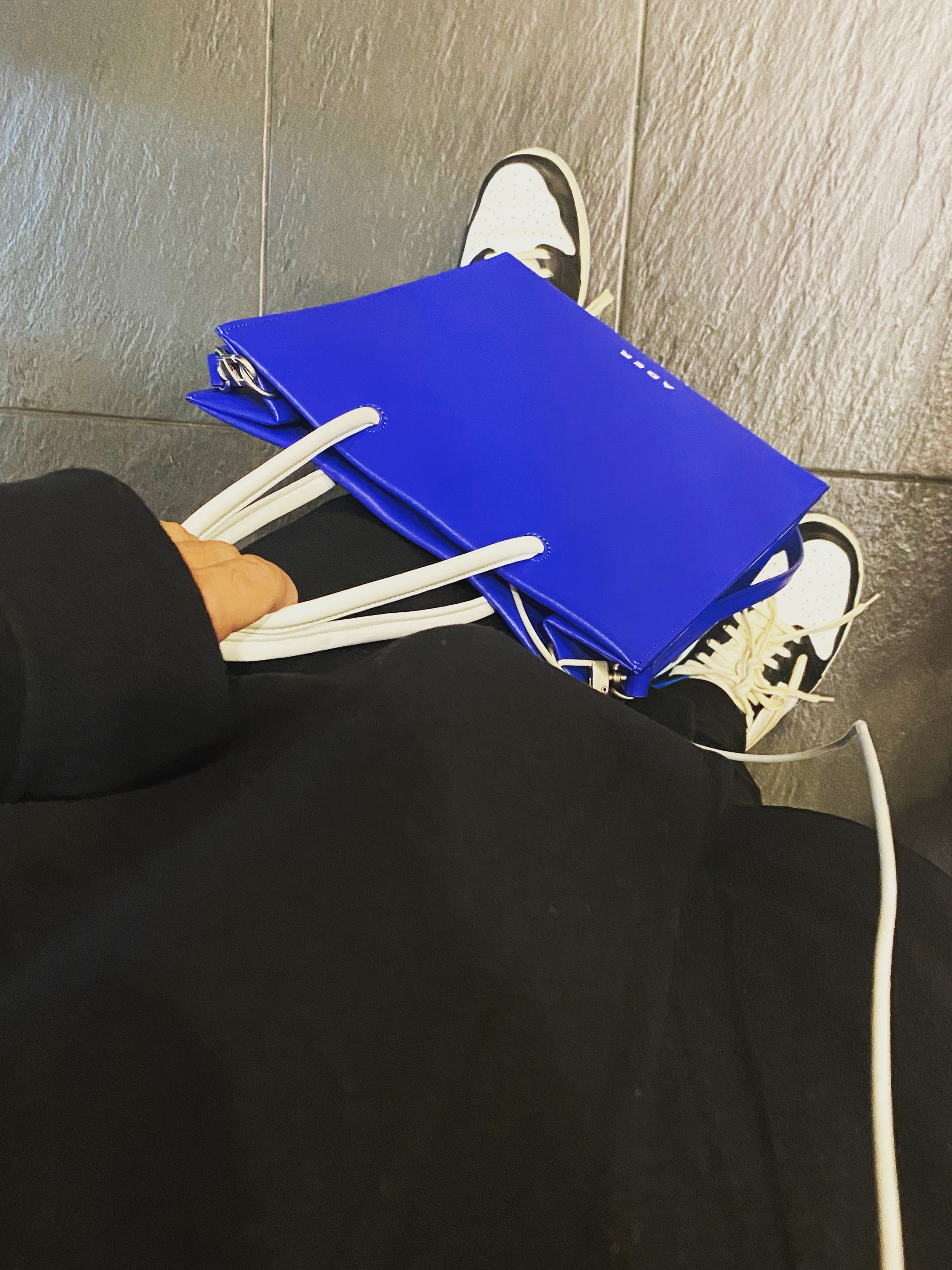 Jordan 1 x Travis Scott x Fragment Retro Low OG SP Military Blue, Ader Error Blue Bag Blue 착용 스타일
