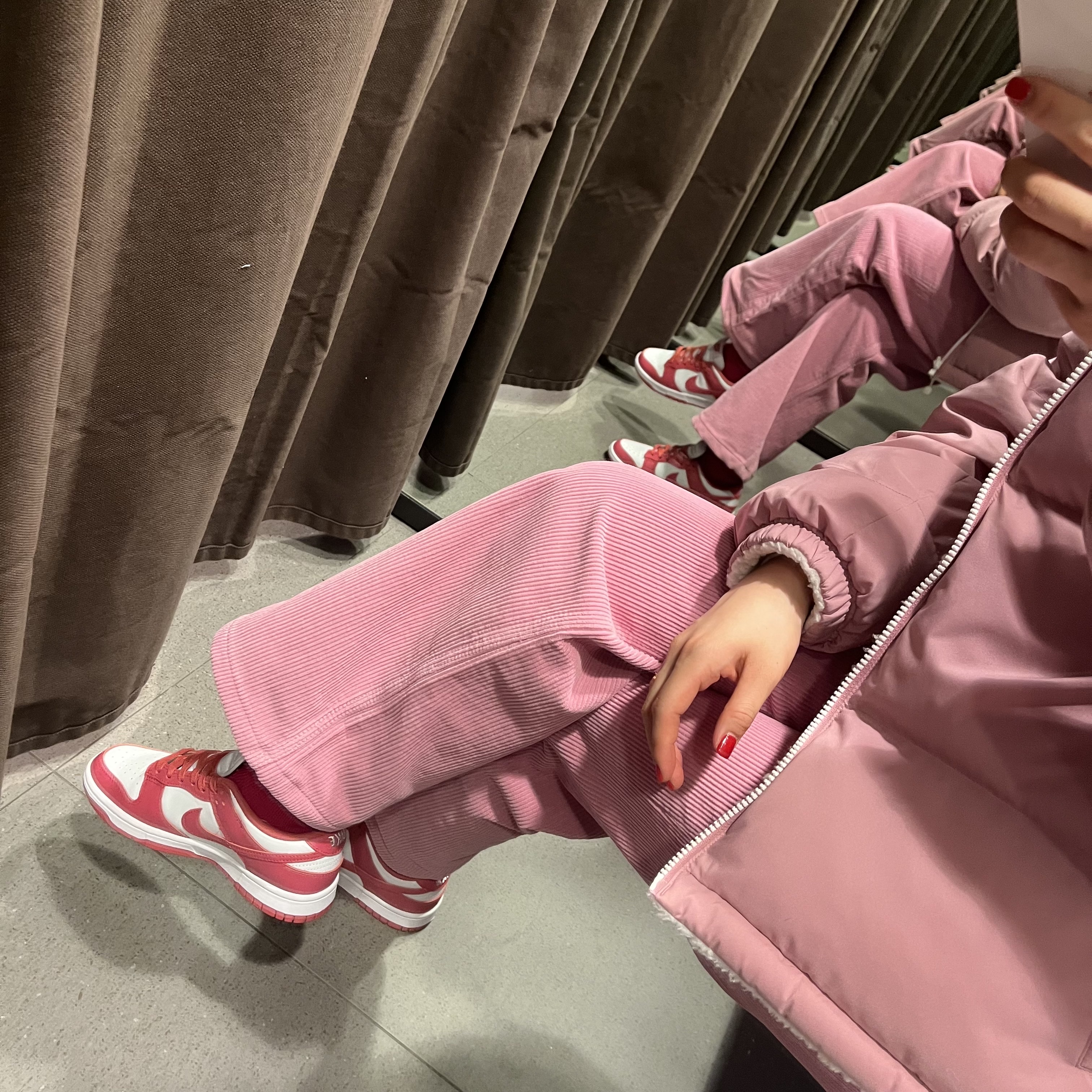 (W) Nike Dunk Low Archeo Pink ์ฐฉ์ฉ ์คํ์ผ - 5