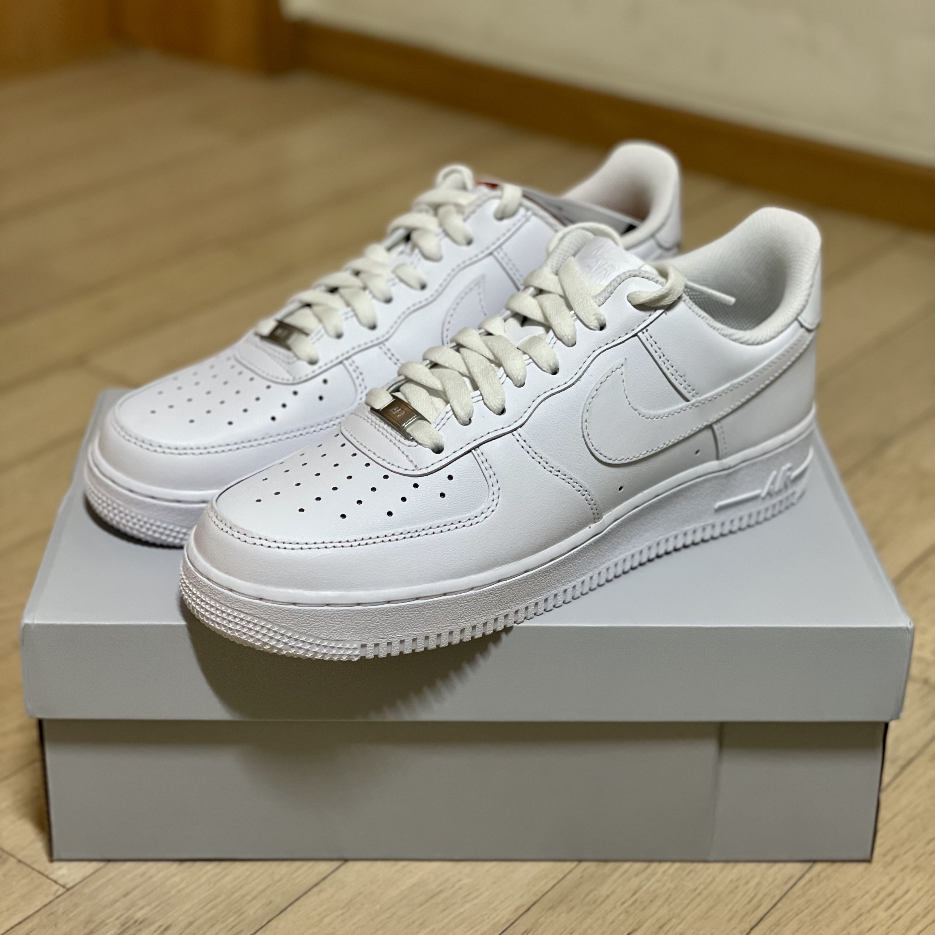 Nike Air Force 1 '07 Low White, (W) Nike Air Force 1 '07 Low White 착용 스타일 - 2