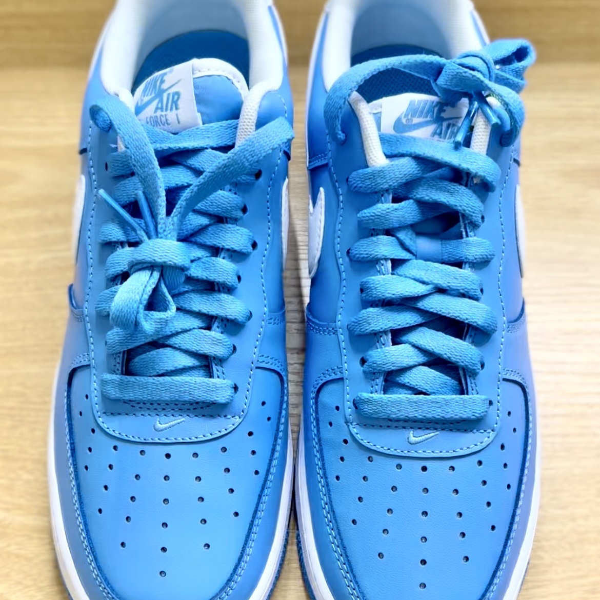 Nike Air Force 1 '07 Low University Blue 착용 스타일