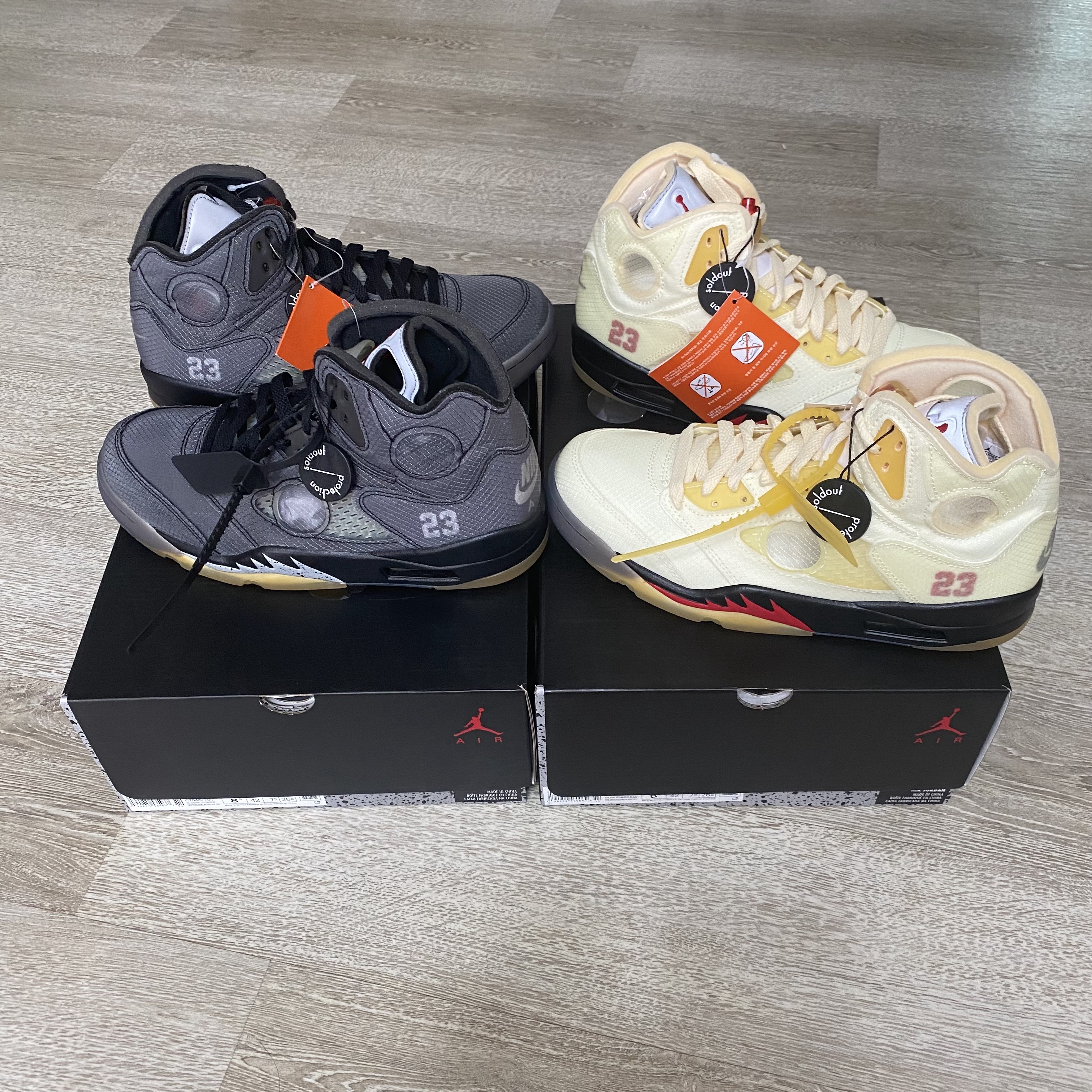 Jordan 5 x Off-White Retro SP Black Muslin, Jordan 5 x Off-White Retro SP Sail Fire Red 착용 스타일