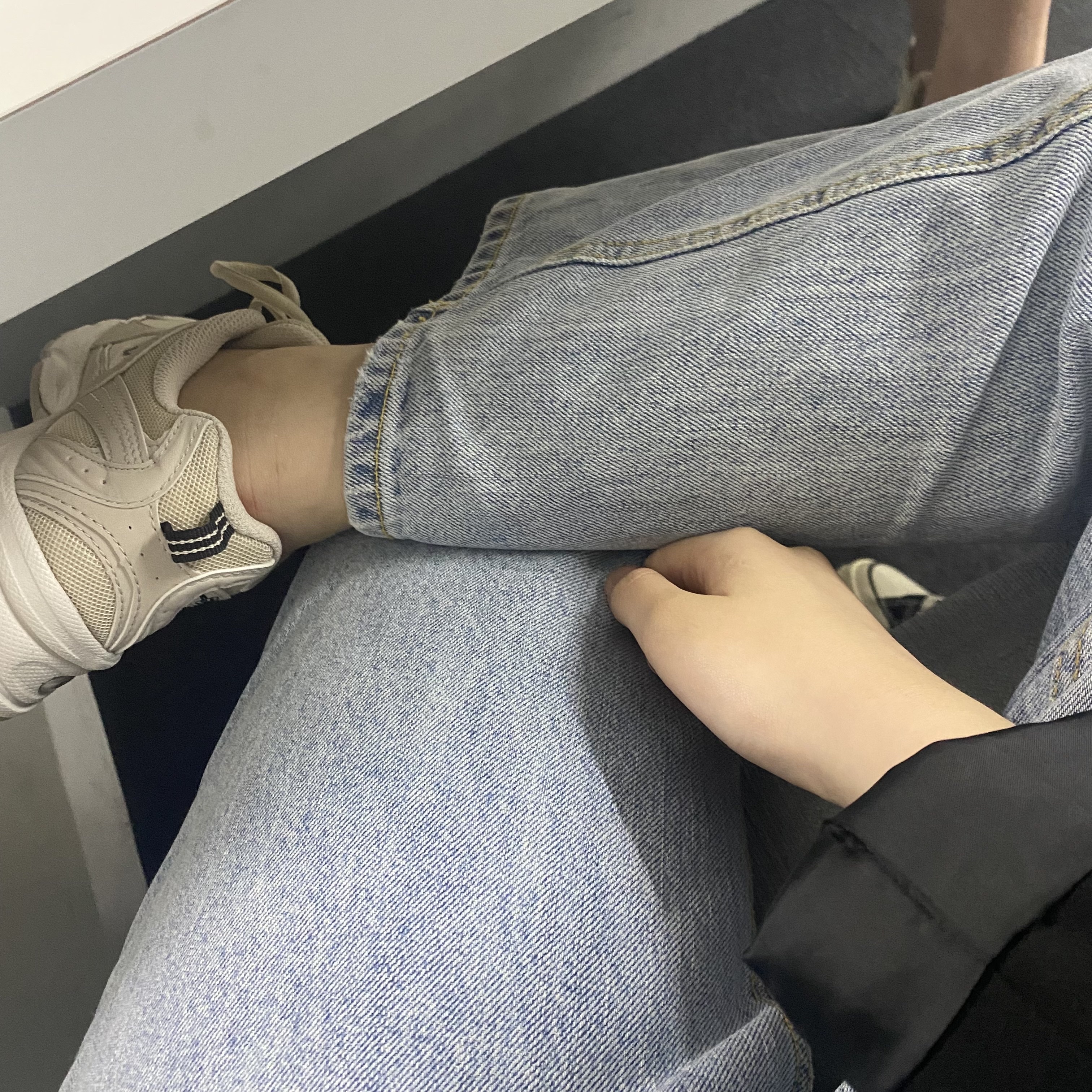 New Balance 530 Ivory 착용 스타일 - 2