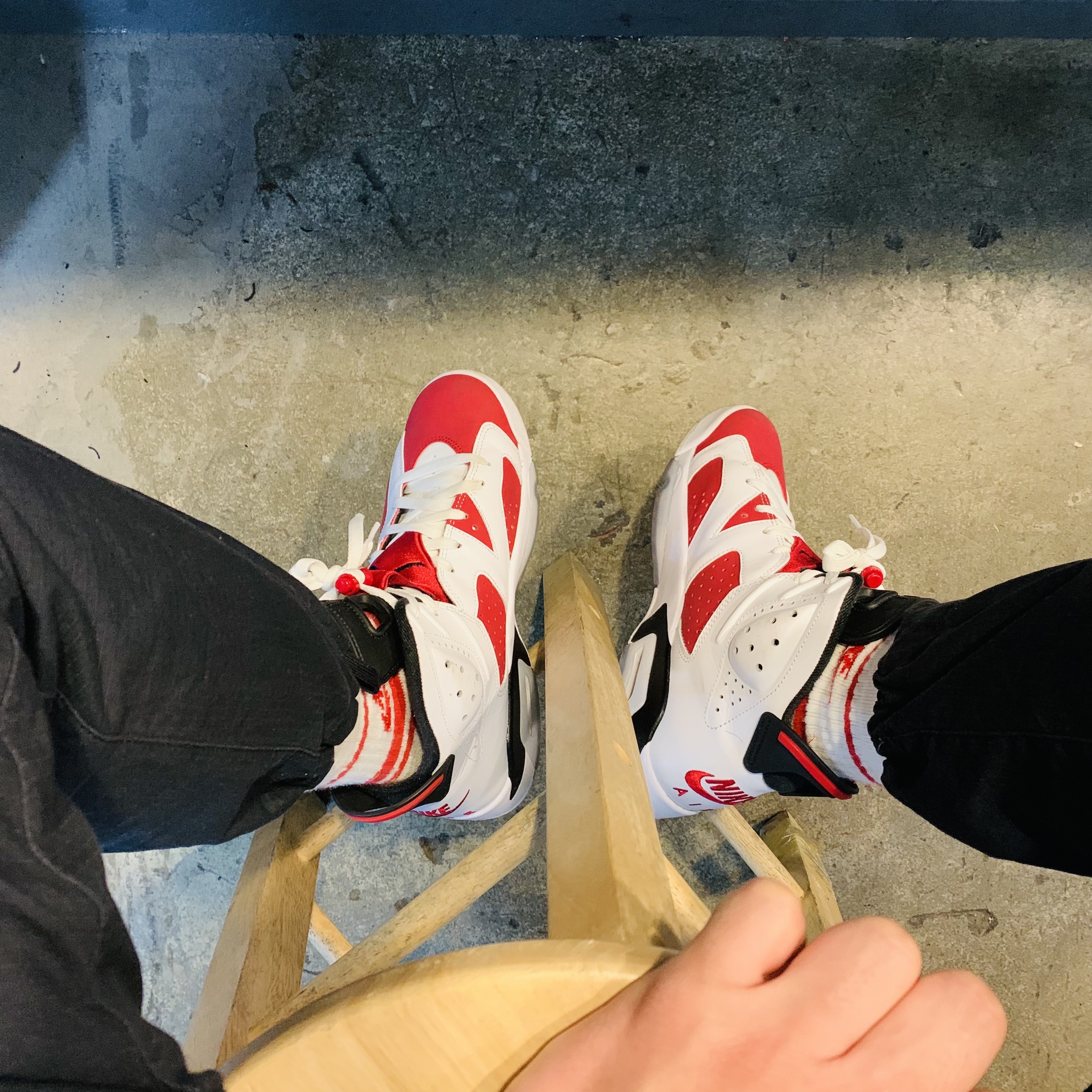 Jordan 6 Retro Carmine 2021 착용 스타일