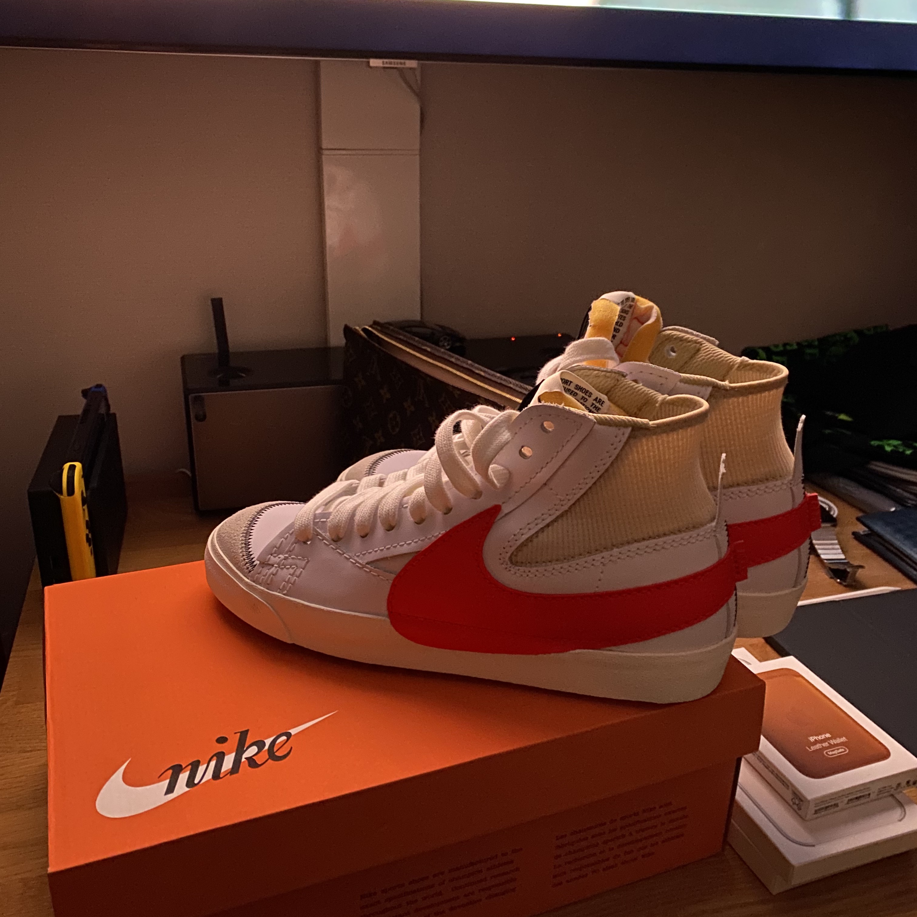 Nike Blazer Mid '77 Jumbo Dark Russet 착용 스타일 - 2