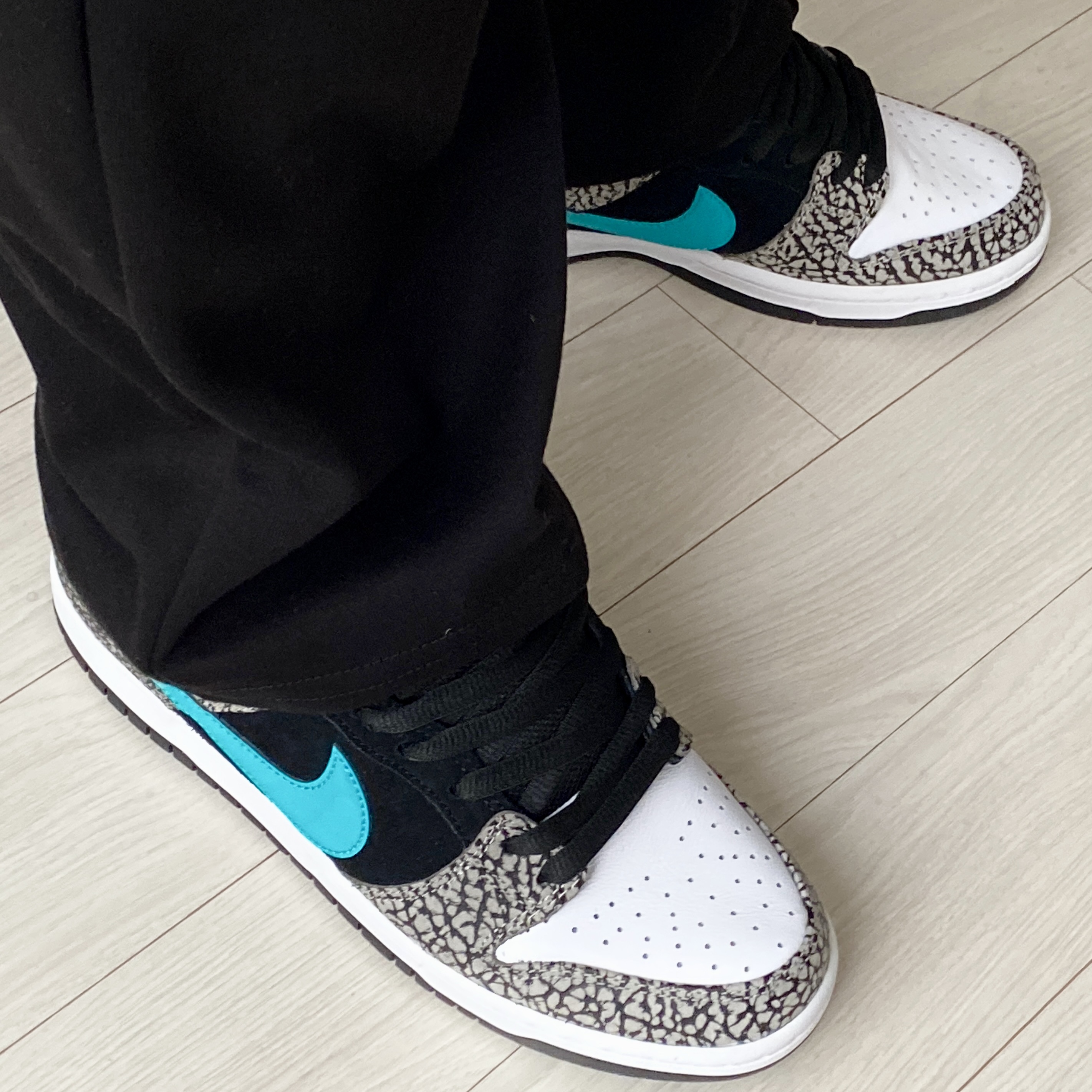 Nike SB Dunk Low Pro Clear Jade 착용 스타일