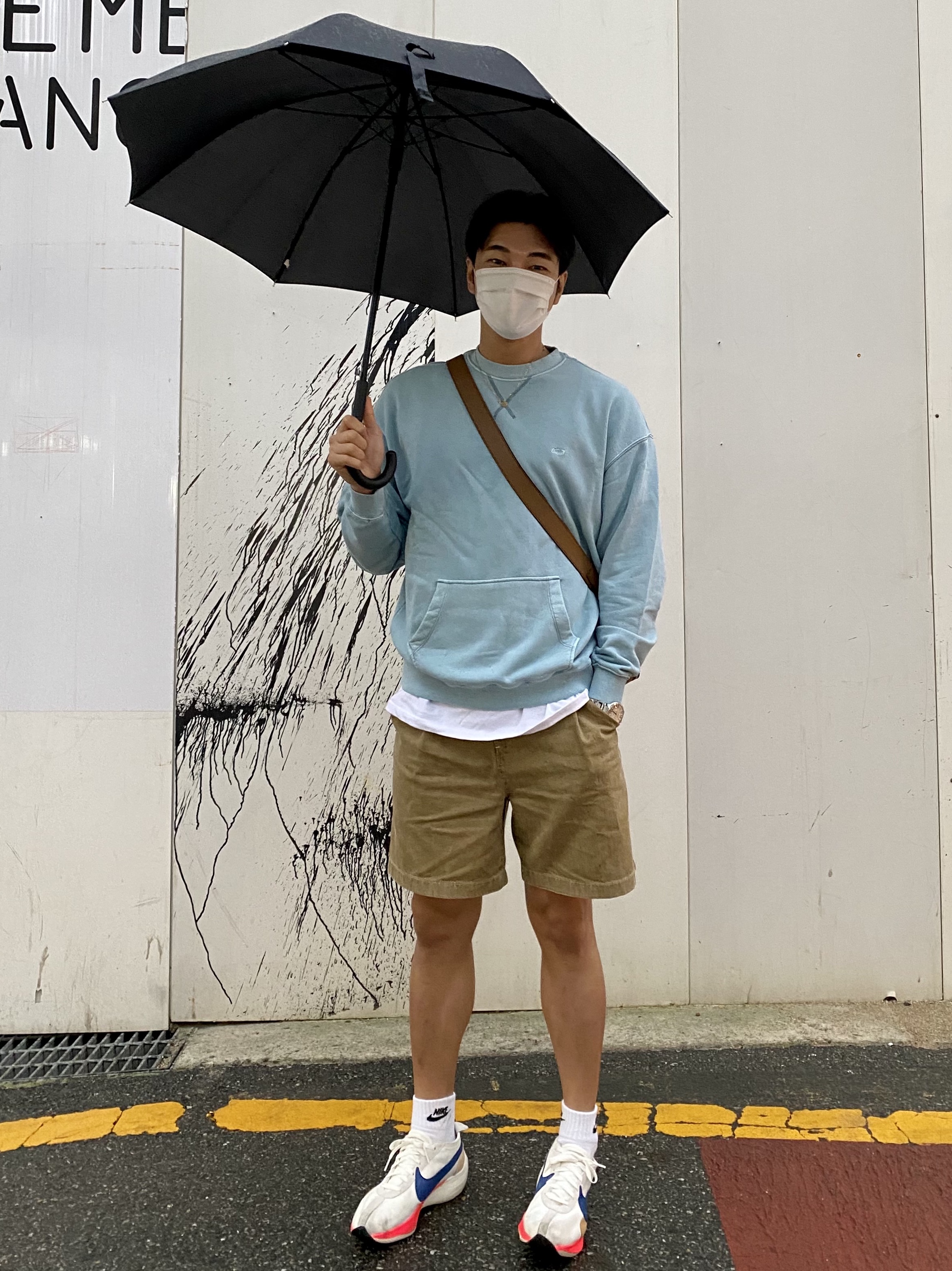 Nike Moon Racer Sail Solar Blue 착용 스타일