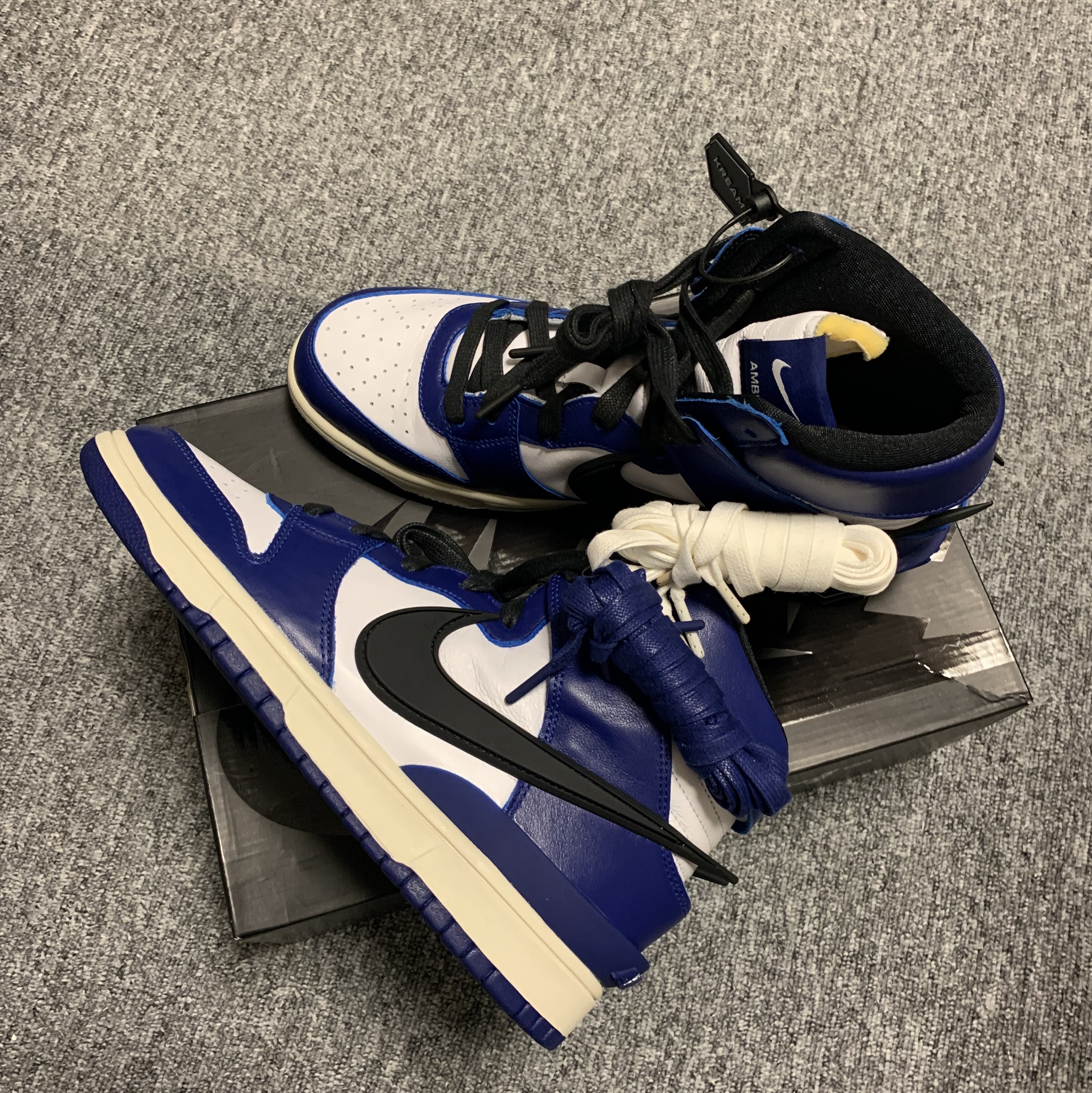 Nike x Ambush Dunk High Deep Royal Blue 착용 스타일