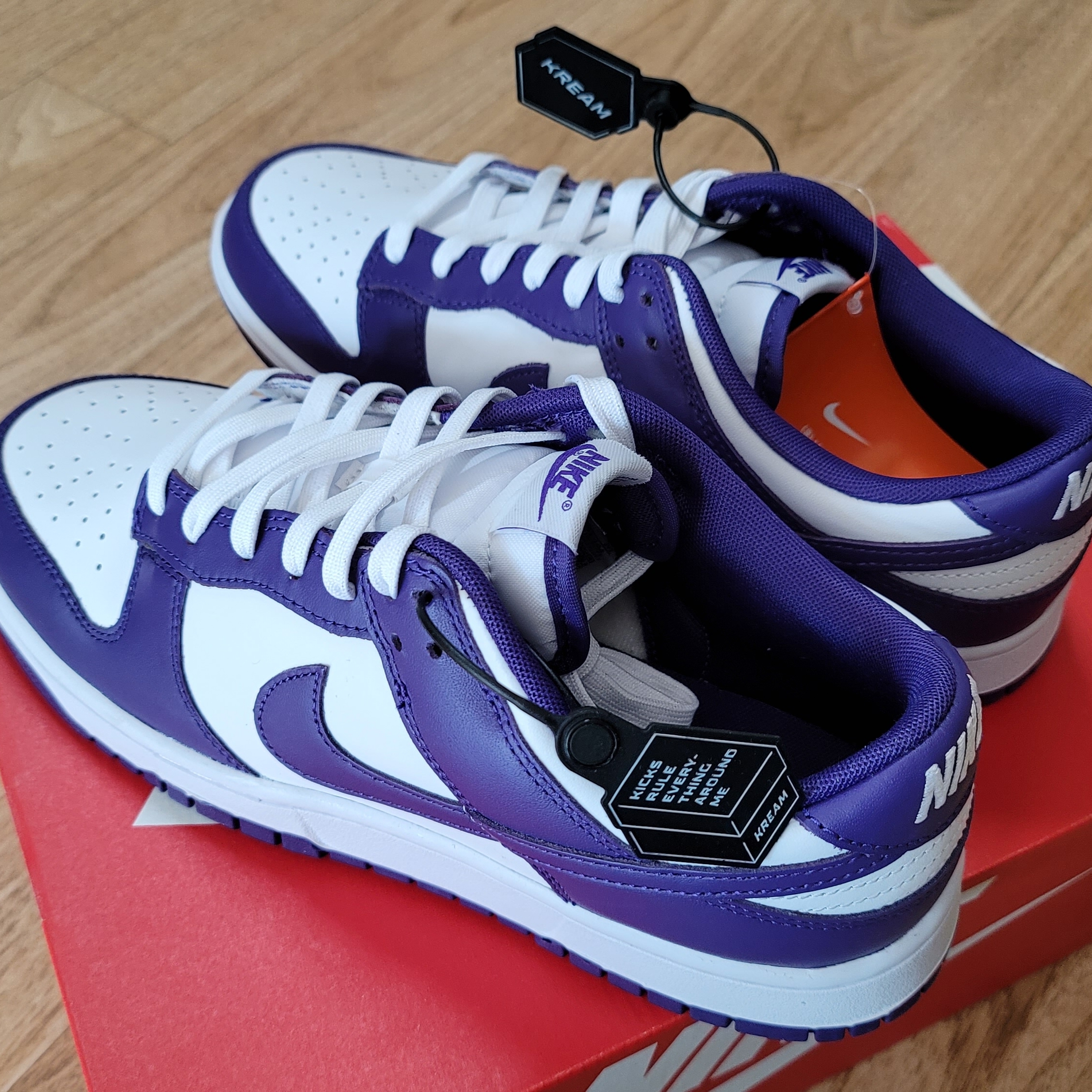 Nike Dunk Low Retro Championship Court Purple 착용 스타일 - 1
