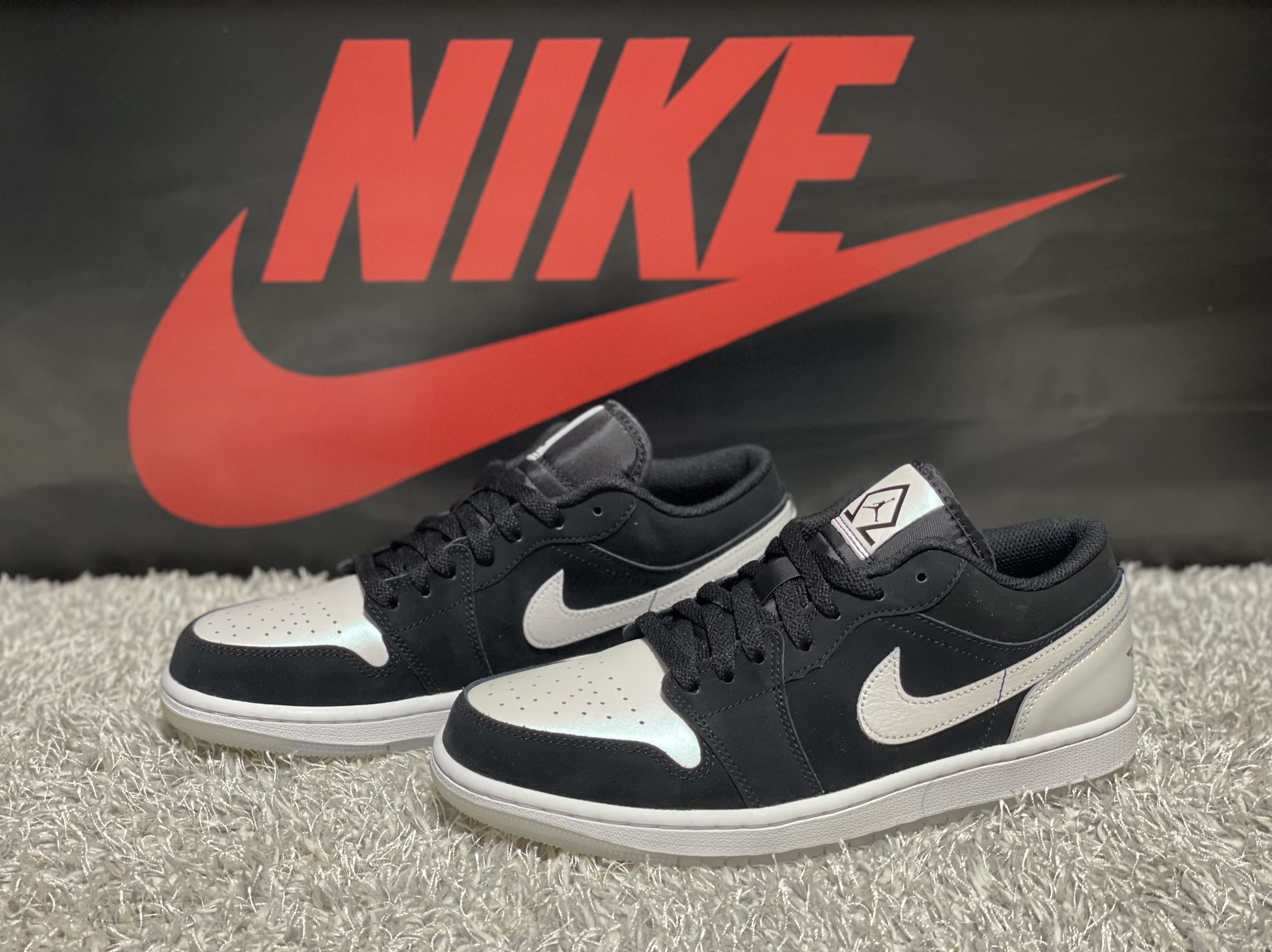 Jordan 1 Low SE Diamond 착용 스타일 - 1