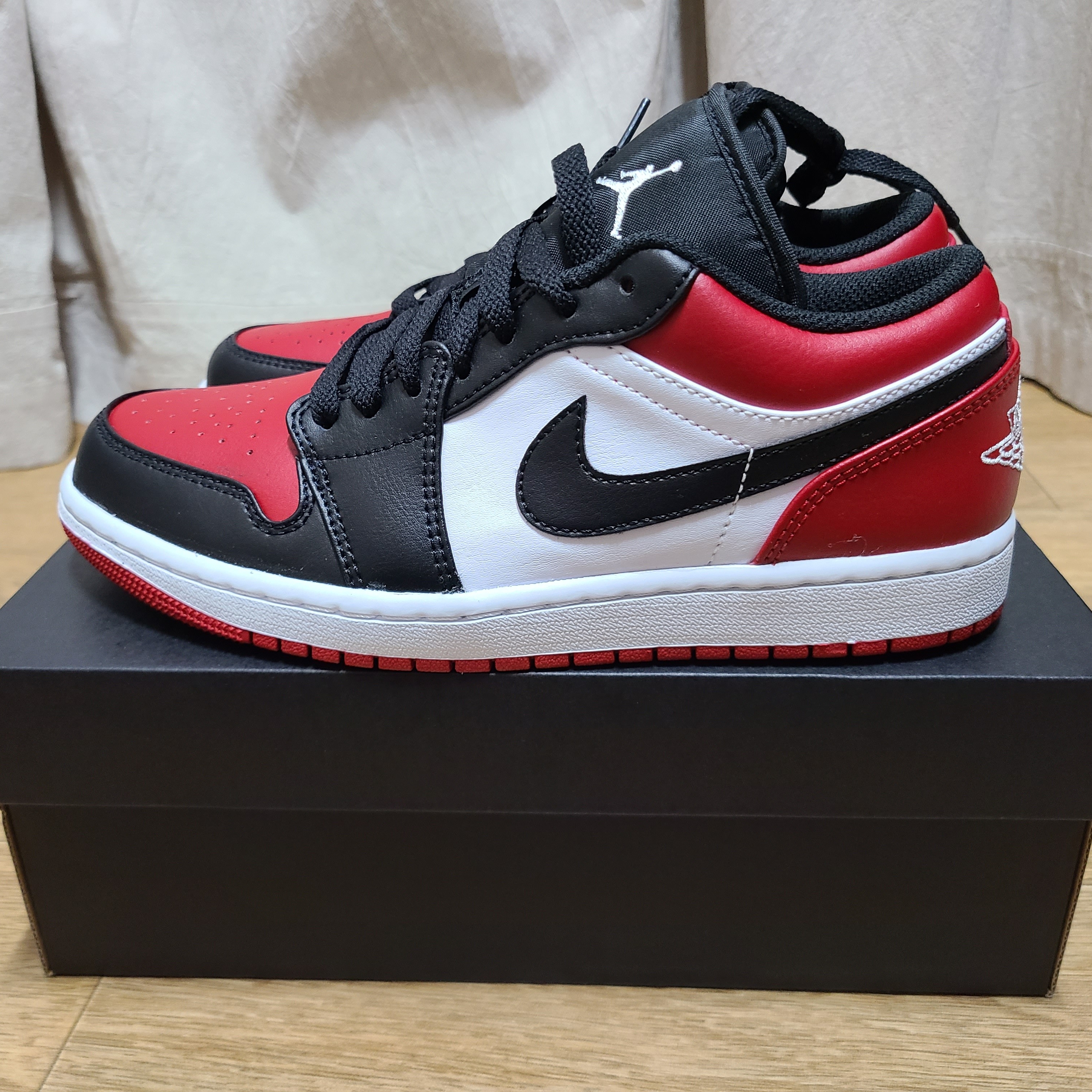 Jordan 1 Low Bred Toe 착용 스타일
