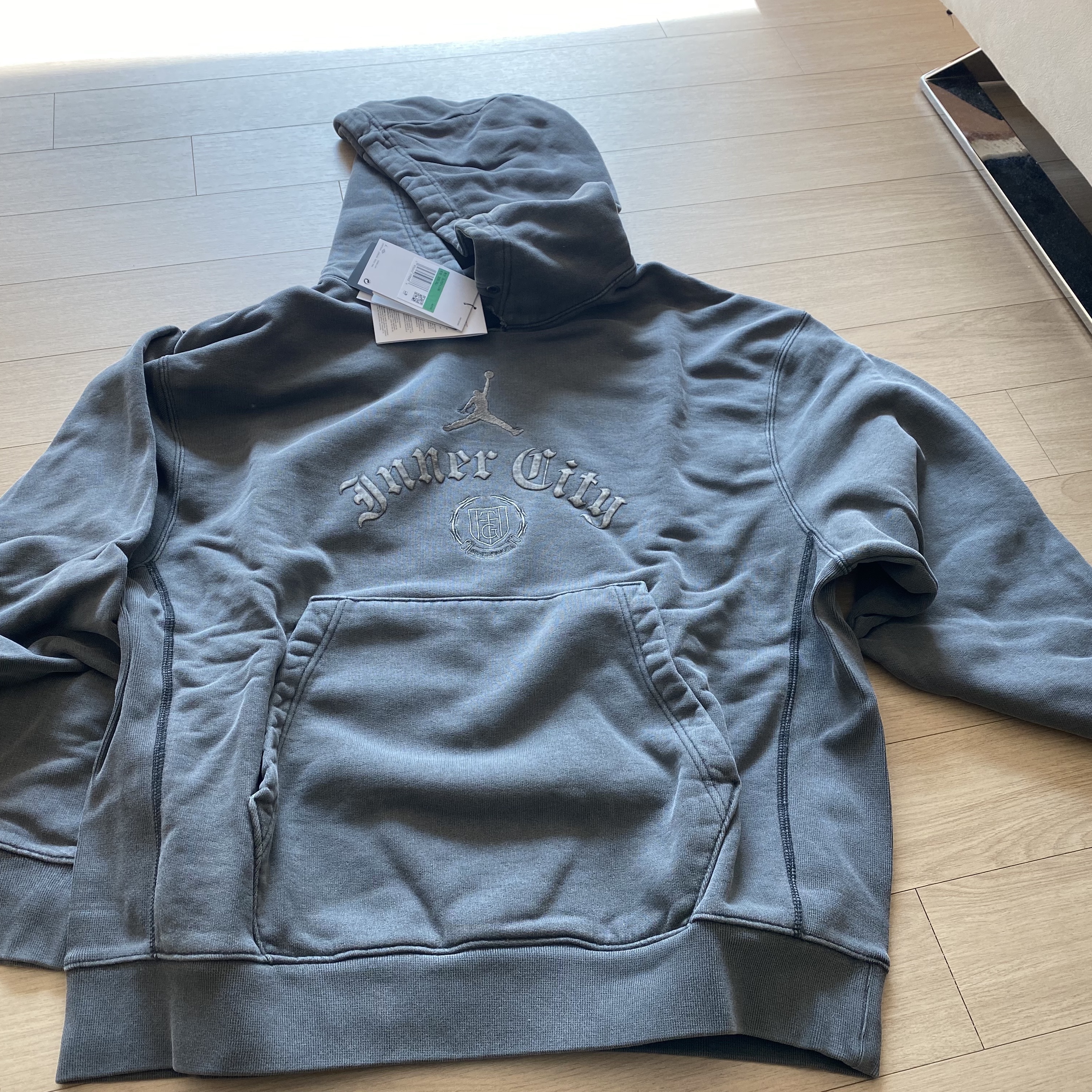 Jordan x Russell Westbrook Honor the Gift Pullover Hoodie - Asia 착용 스타일 - 1