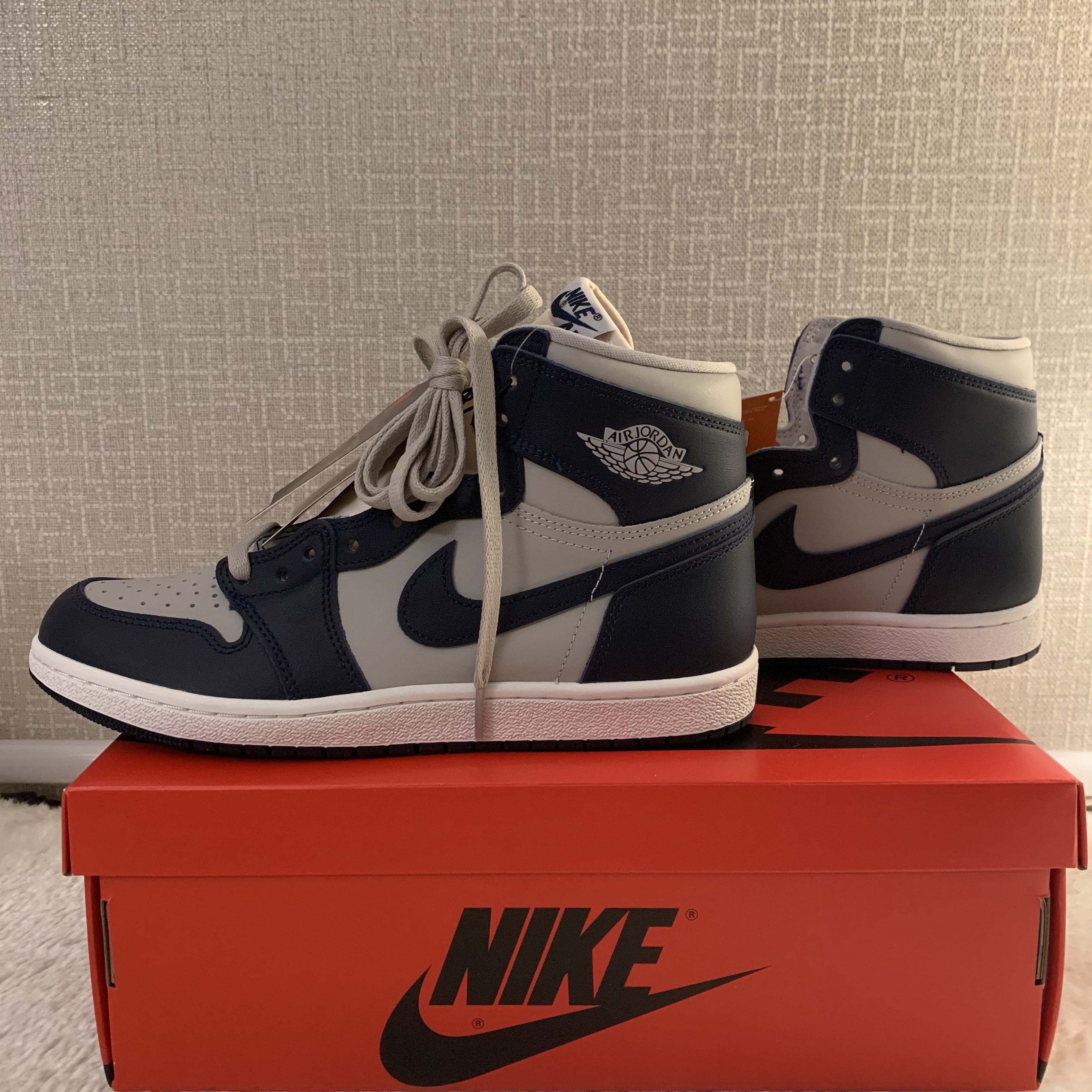 Jordan 1 High 85 College Navy 착용 스타일 - 1