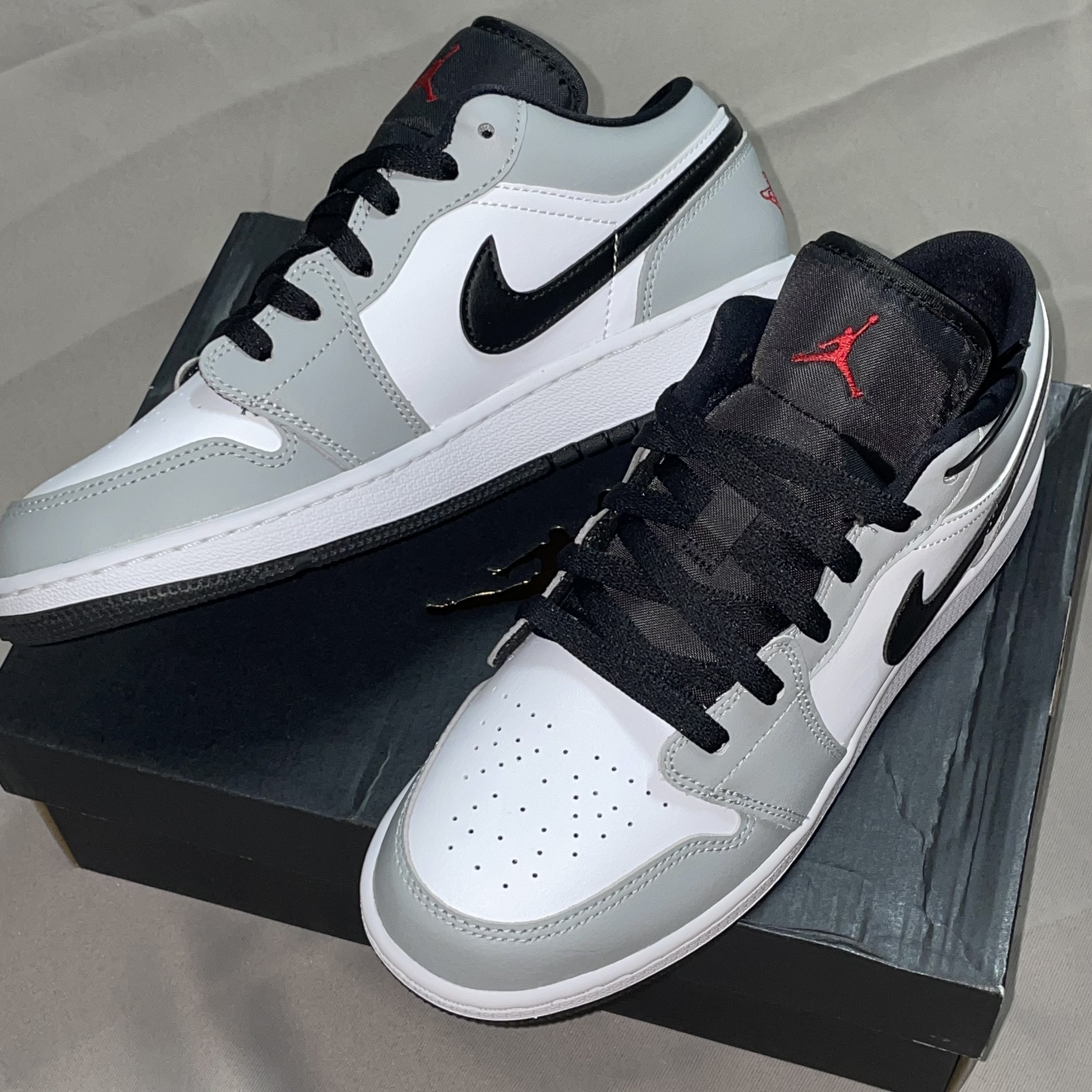 (GS) Jordan 1 Low Light Smoke Grey 착용 스타일 - 2