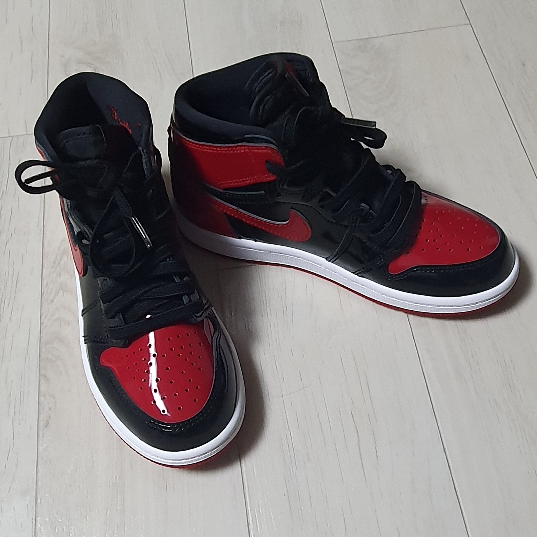 (PS) Jordan 1 Retro High OG Patent Bred 착용 스타일