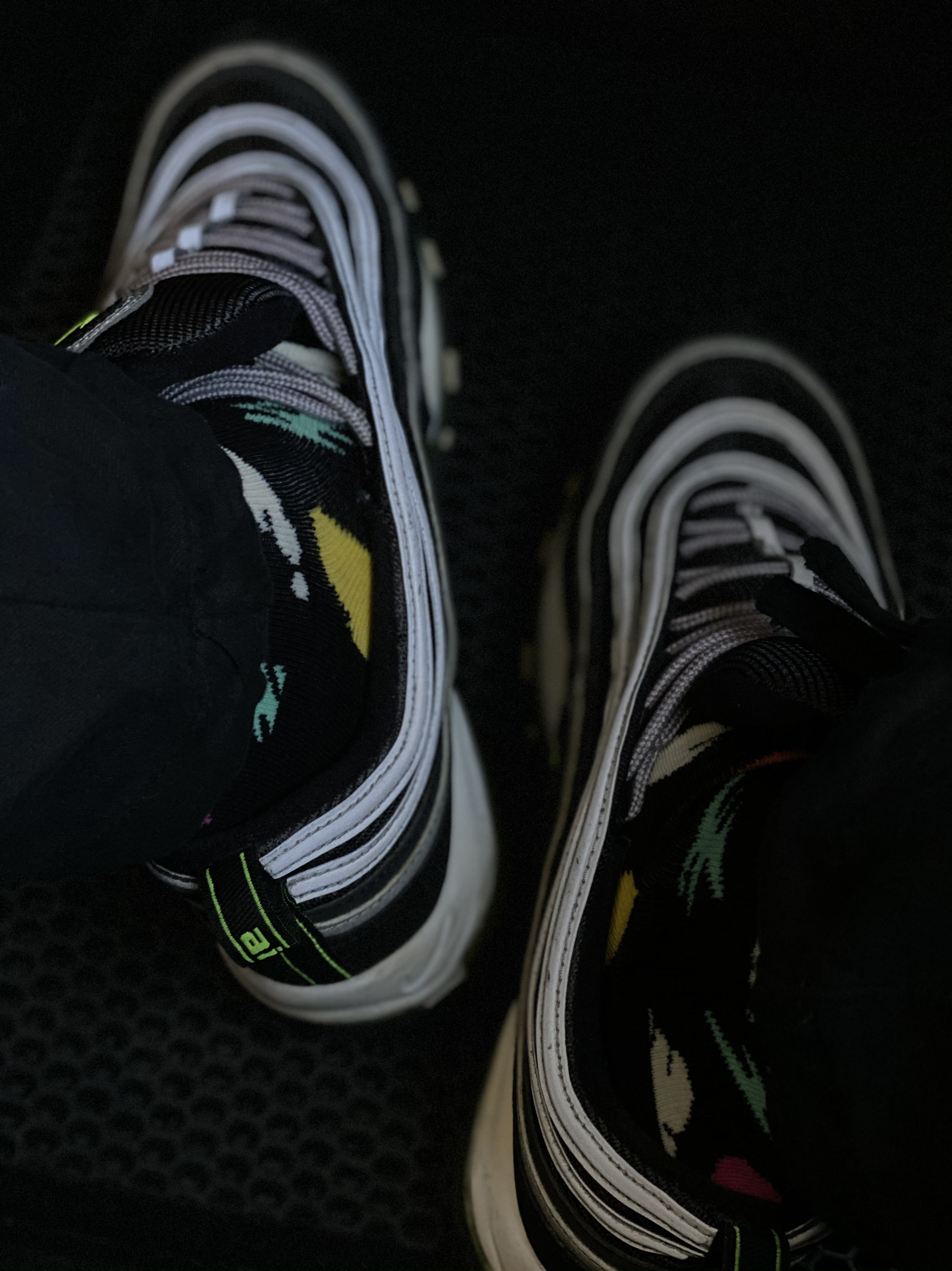 Nike Air Max 97 OG Black Volt Asia 착용 스타일 - 1