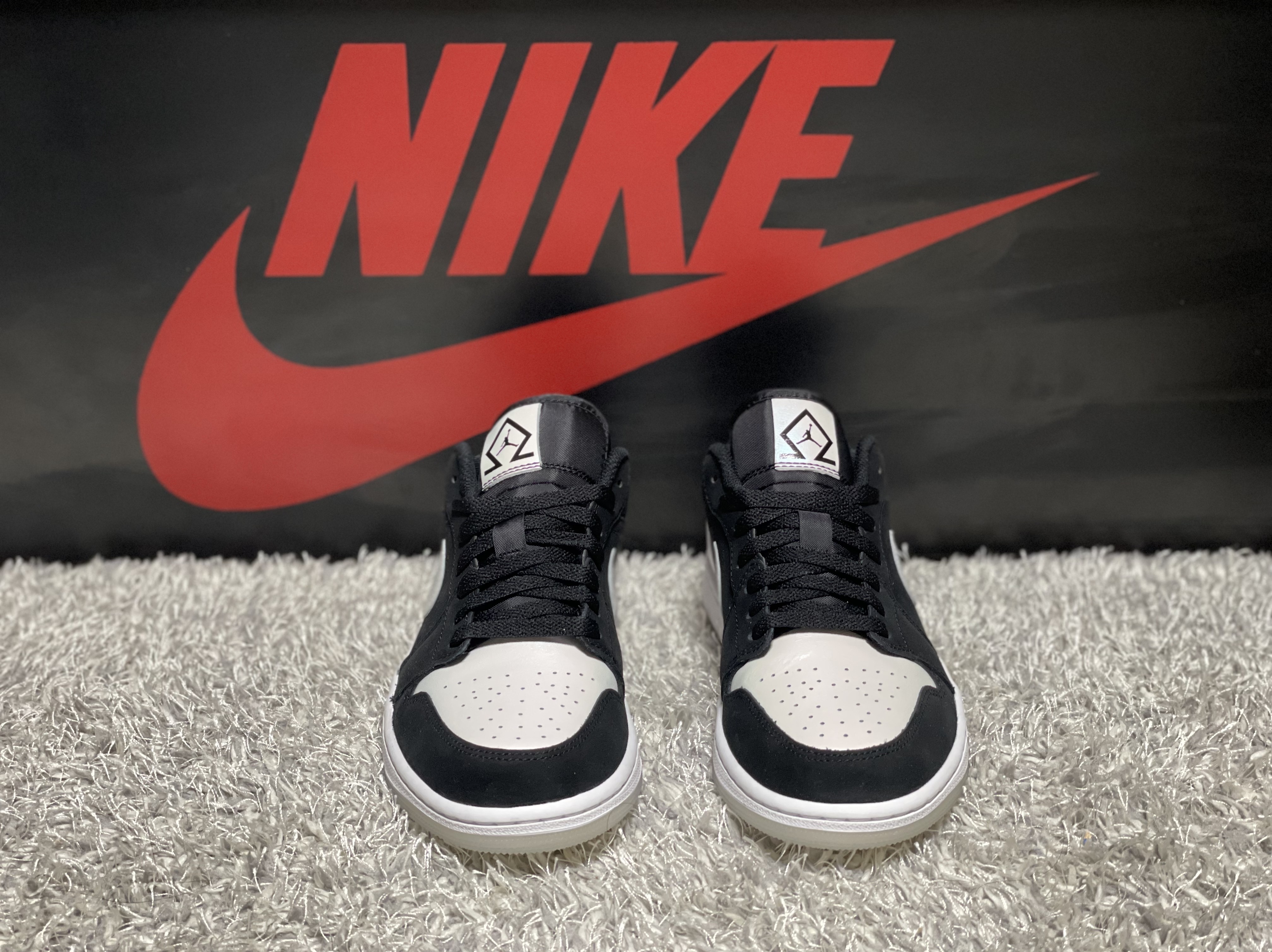Jordan 1 Low SE Diamond 착용 스타일 - 2