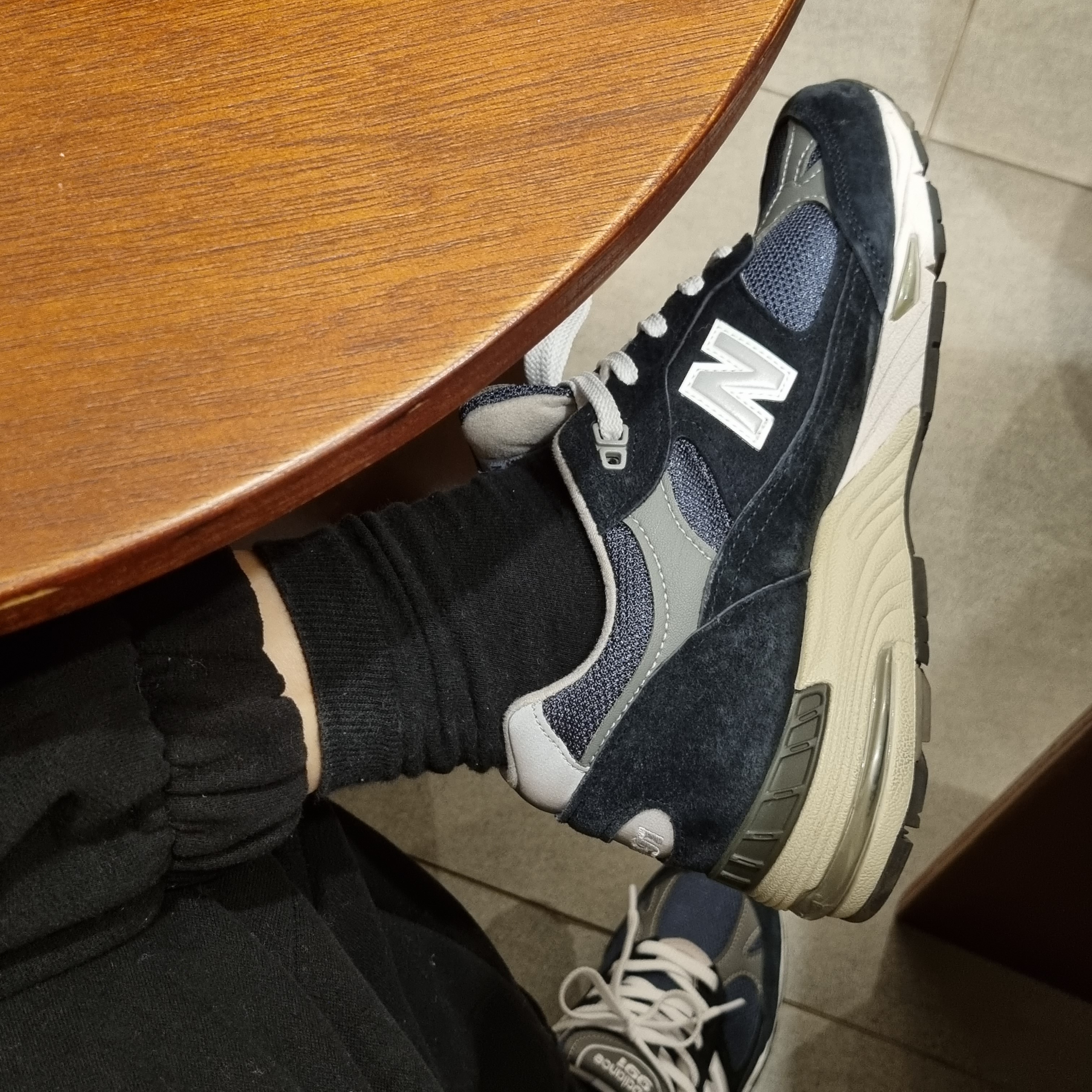 (W) New Balance 991 Made in UK Navy 착용 스타일 - 2