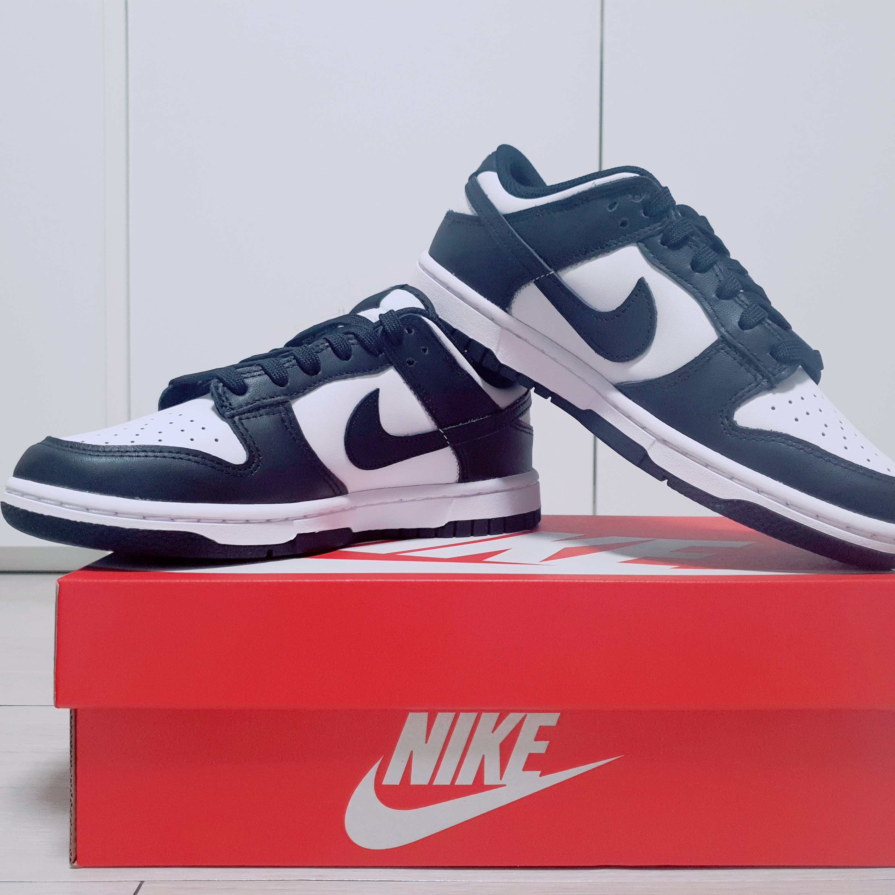 (W) Nike Dunk Low Black 착용 스타일 - 3